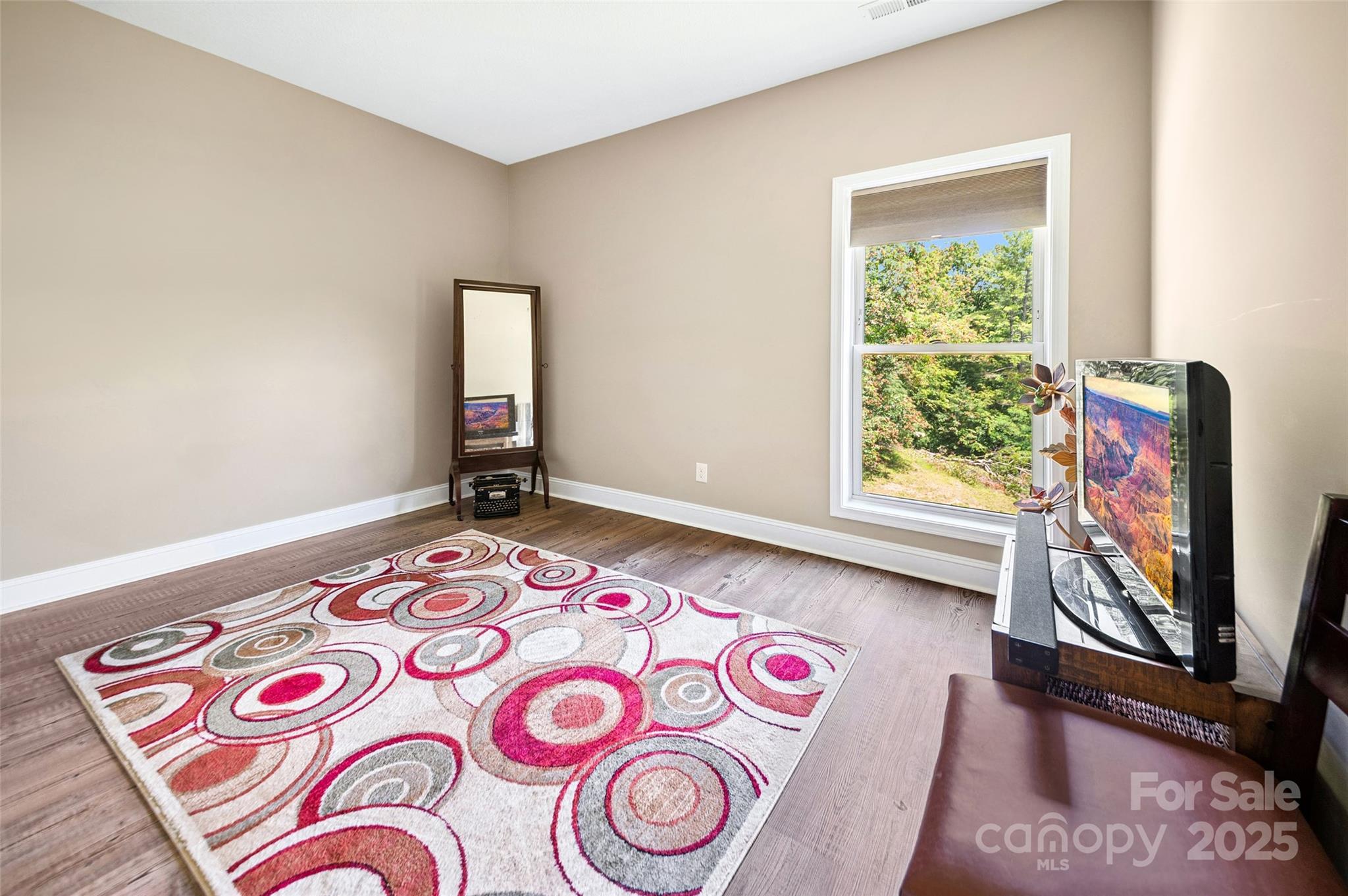 71 Banks Creek Road — Burnsville
