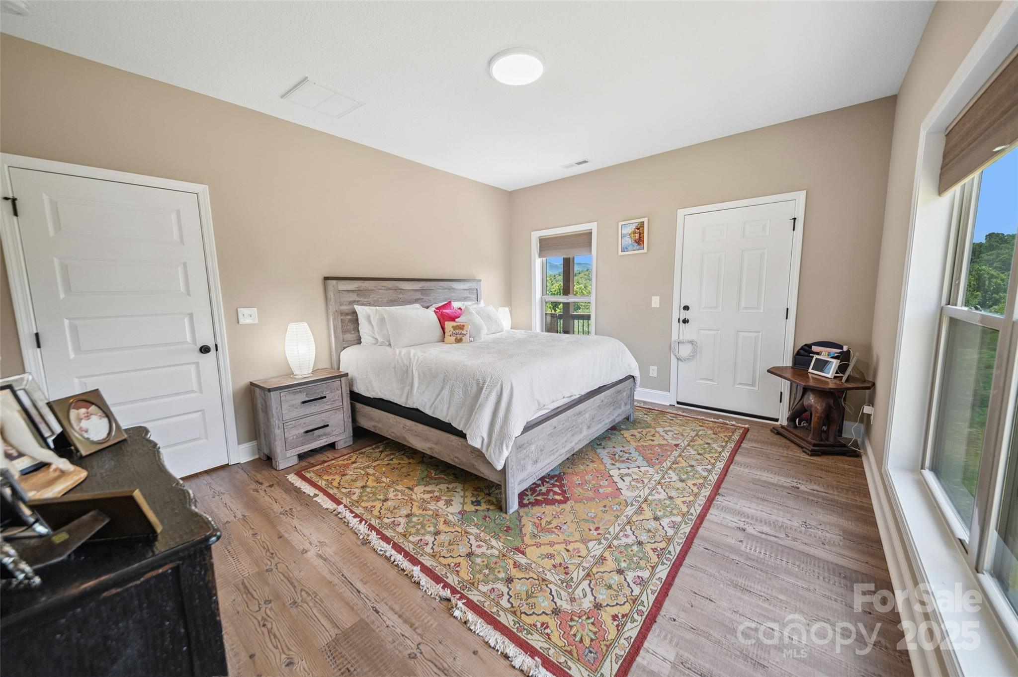 71 Banks Creek Road — Burnsville