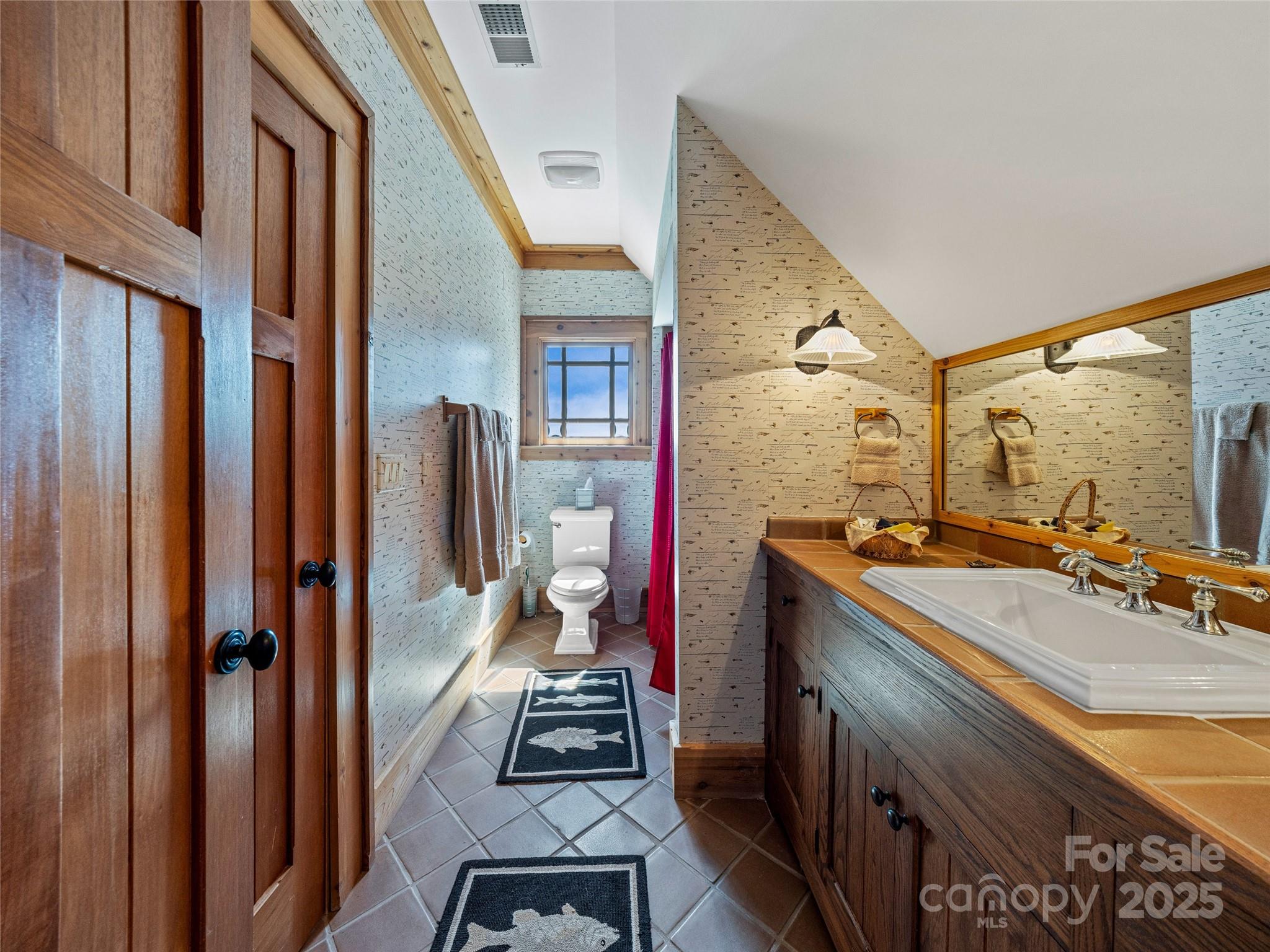 770 Meadow Ridge Drive — Lake Toxaway