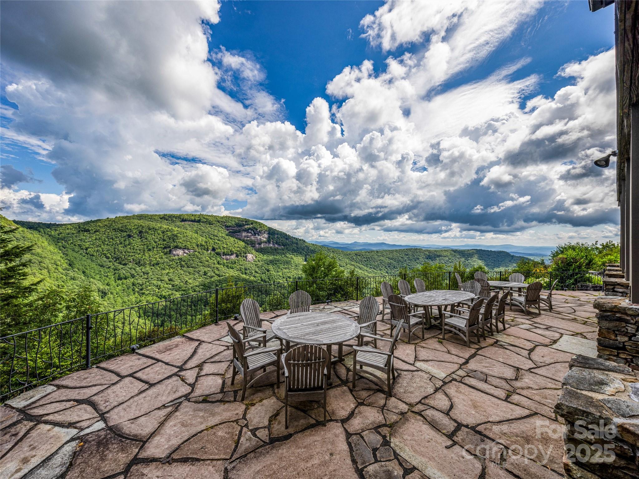 770 Meadow Ridge Drive — Lake Toxaway