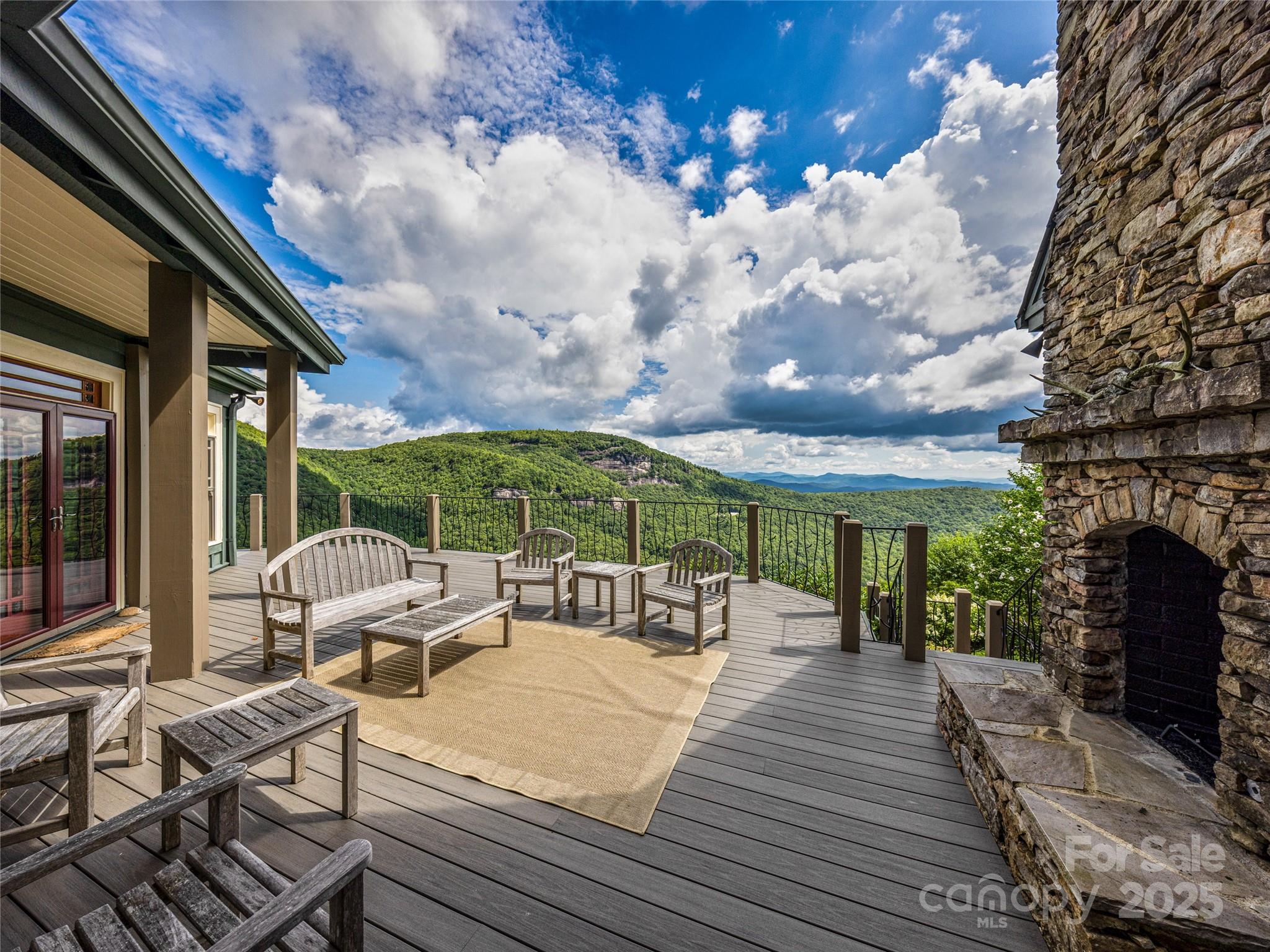 770 Meadow Ridge Drive — Lake Toxaway