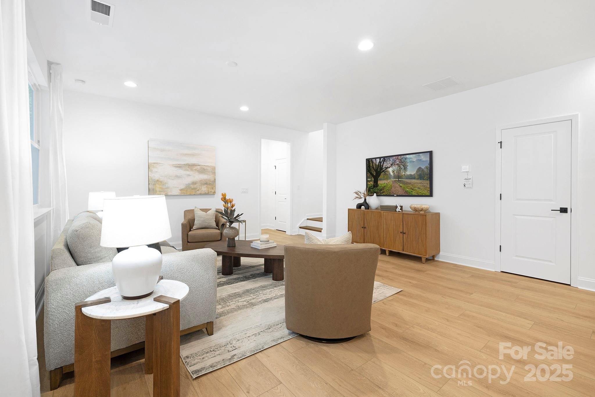 15609 Northcross Drive — Huntersville