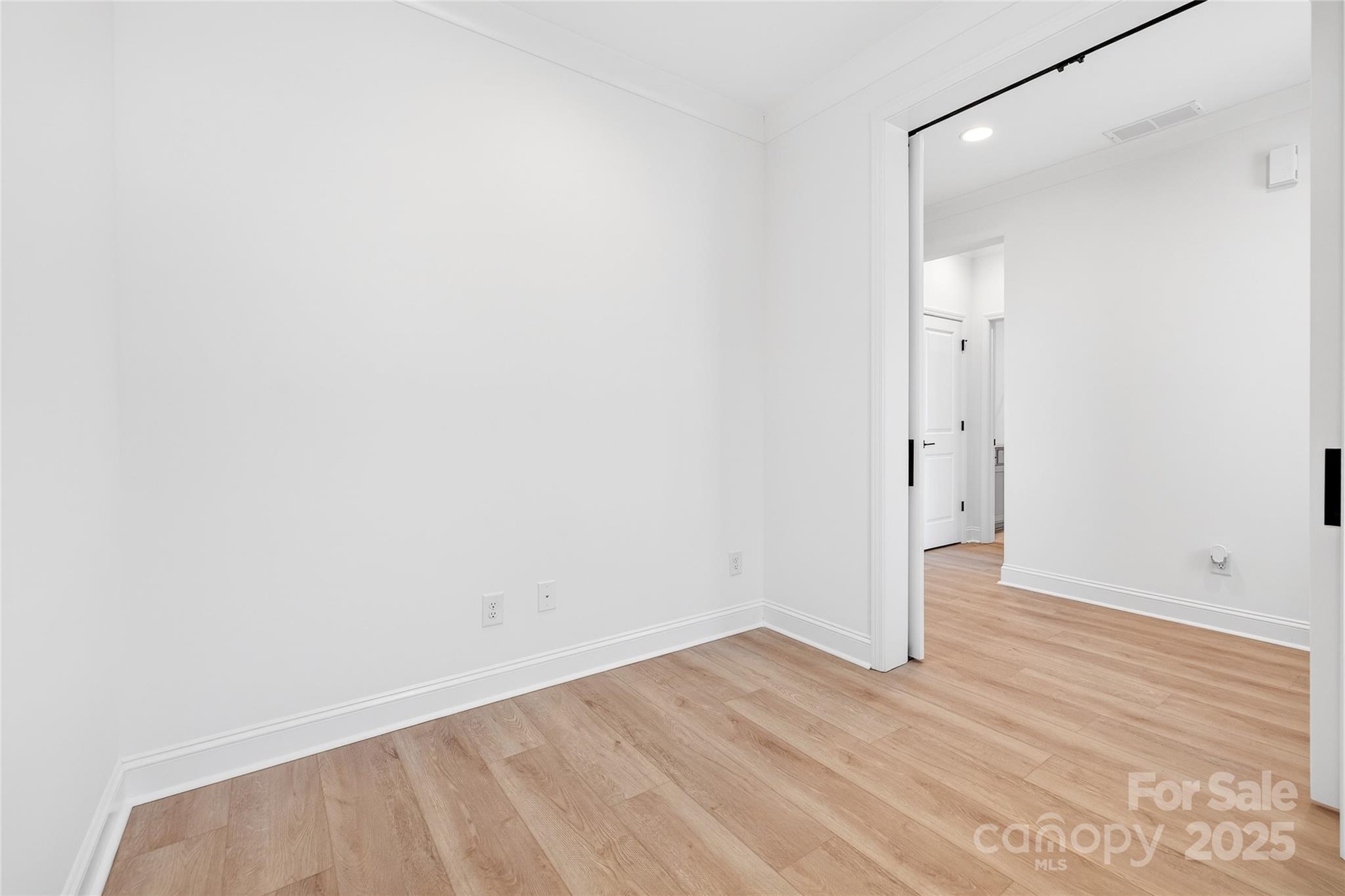 15613 Northcross Drive — Huntersville