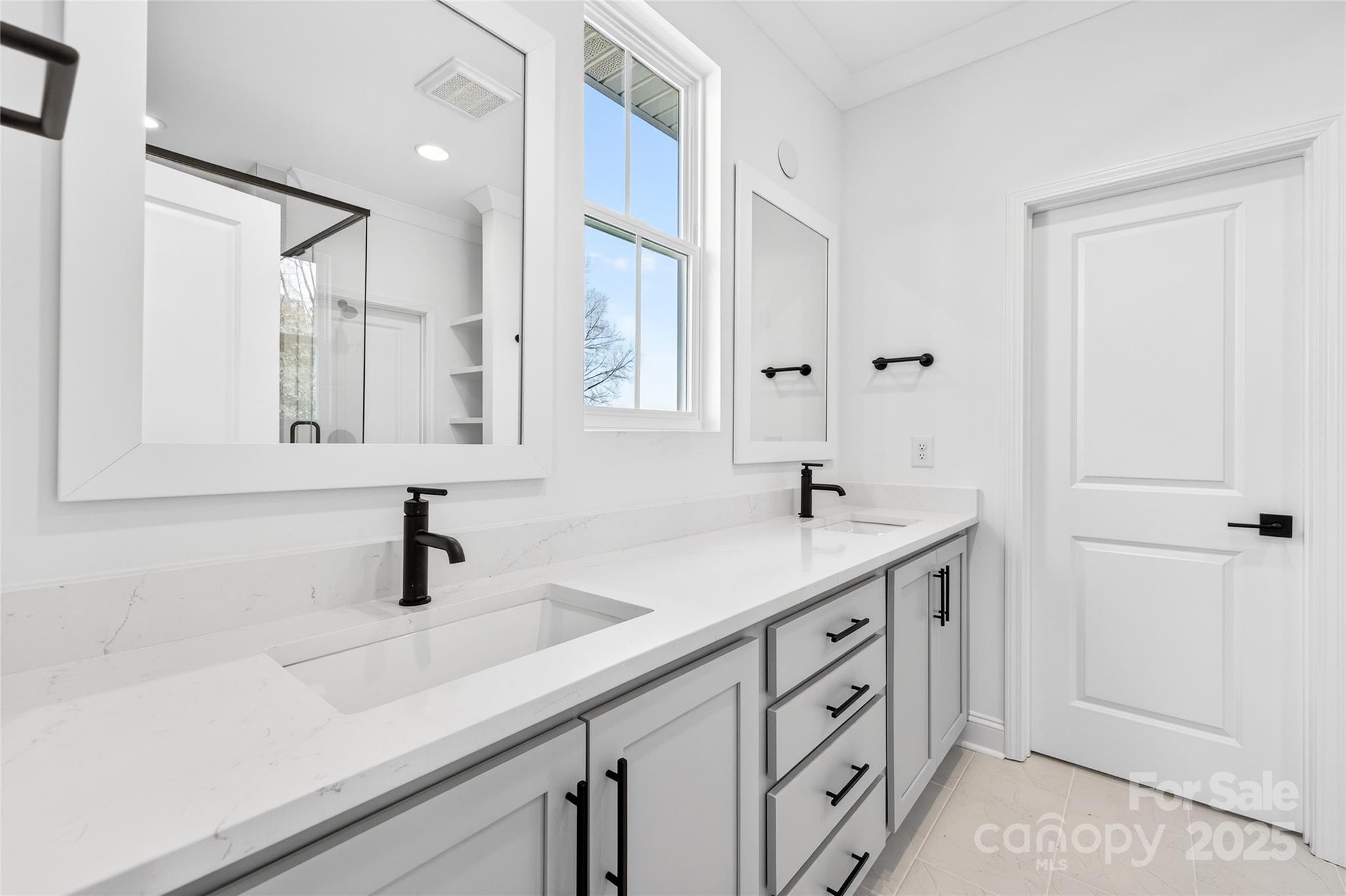 15613 Northcross Drive — Huntersville