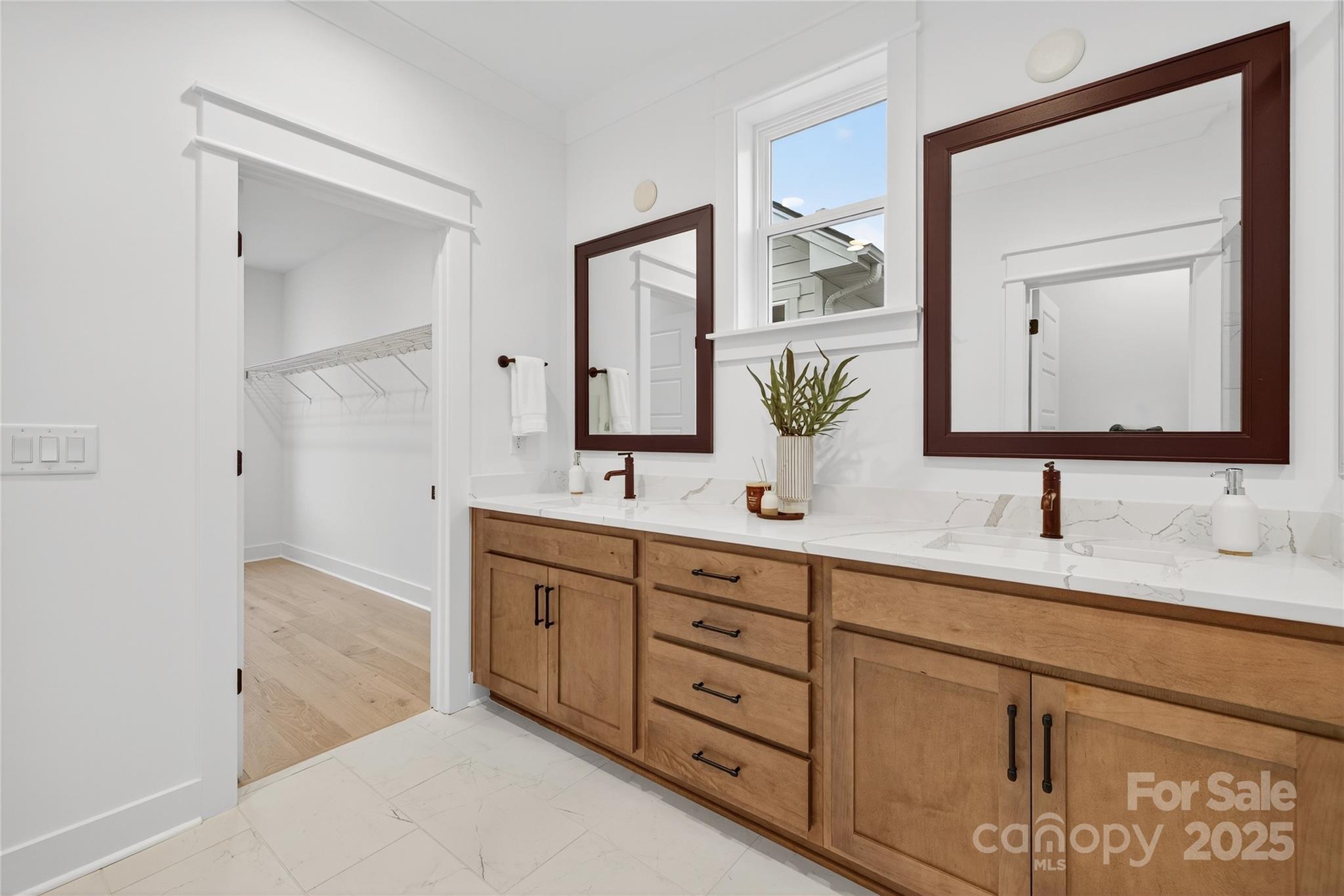15617 Northcross Drive — Huntersville