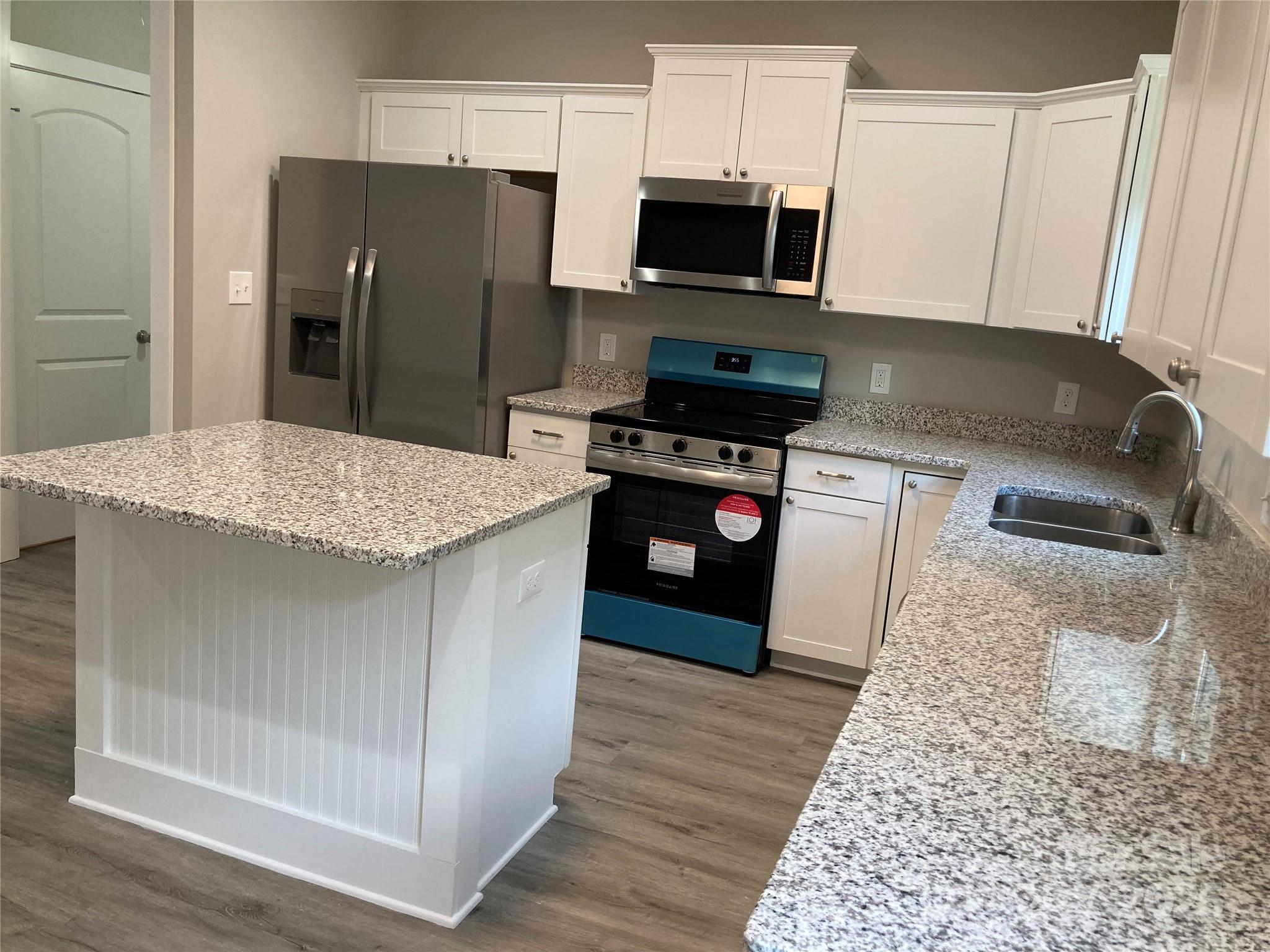 318 Davis Park Road — Gastonia