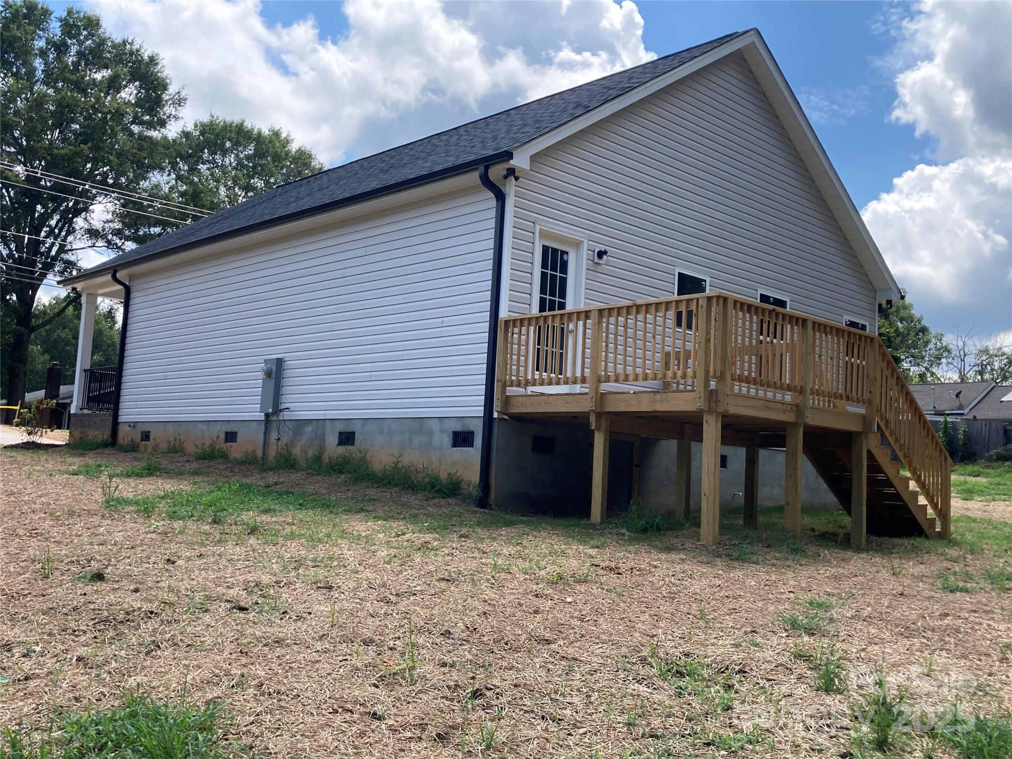 318 Davis Park Road — Gastonia