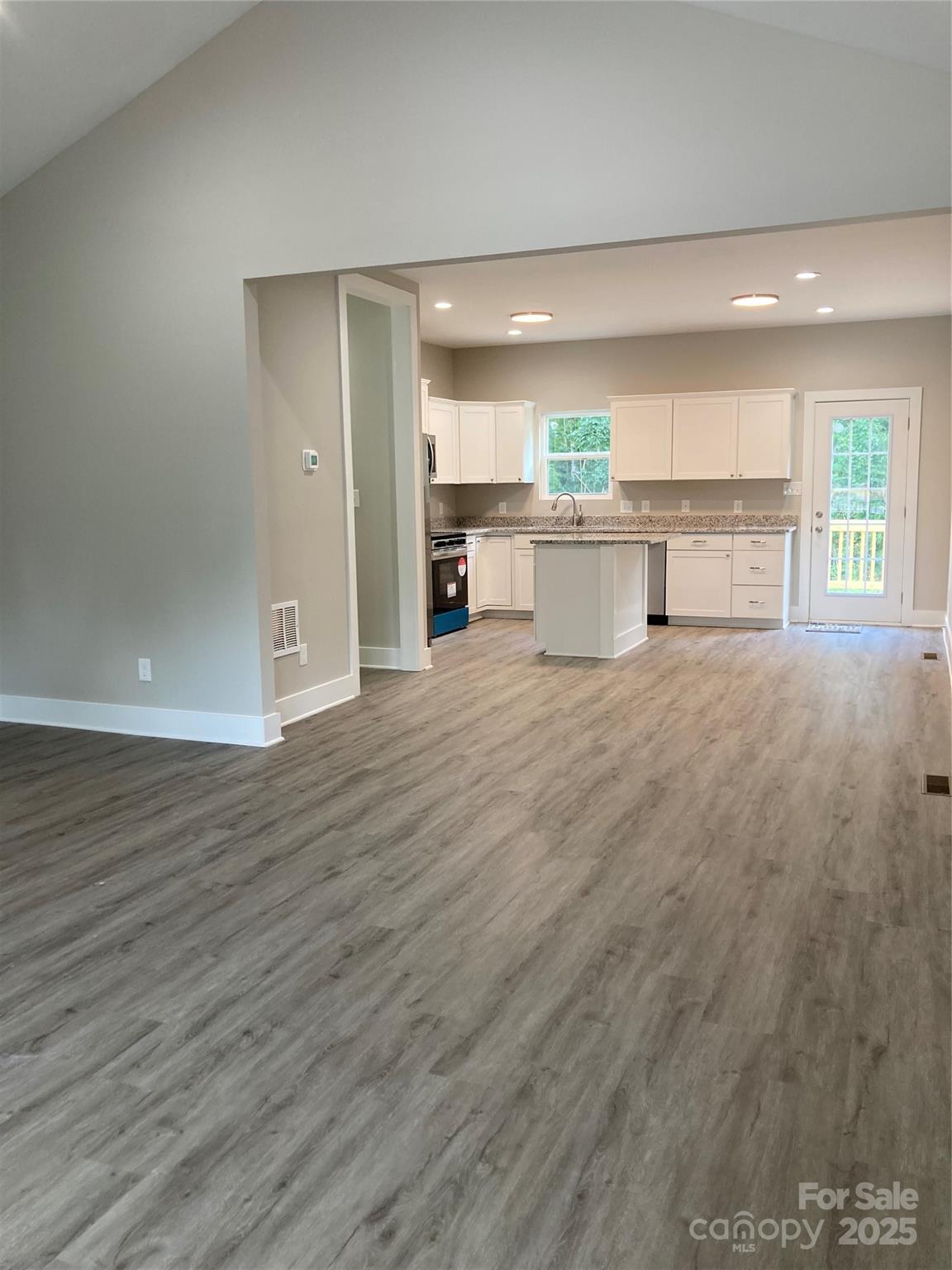318 Davis Park Road — Gastonia