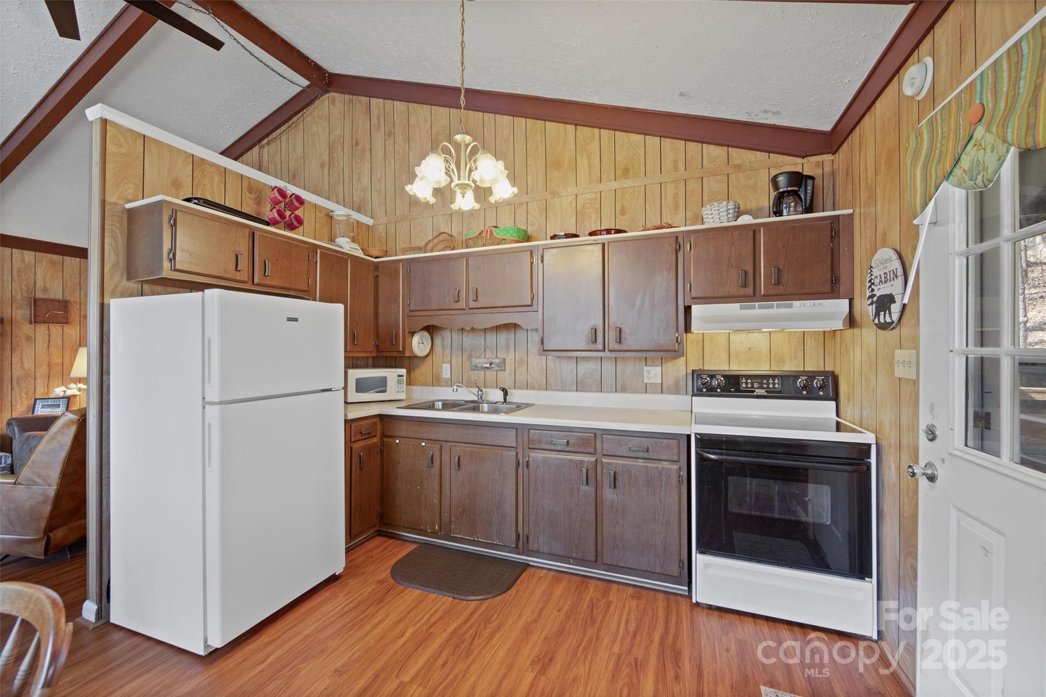 679 Locust Drive — Maggie Valley