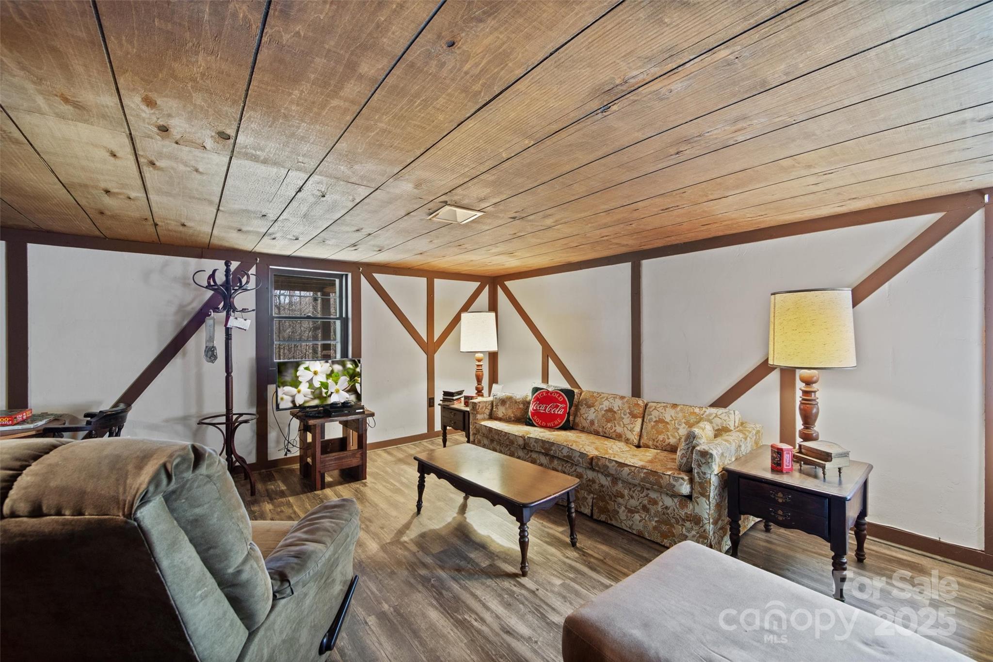 679 Locust Drive — Maggie Valley