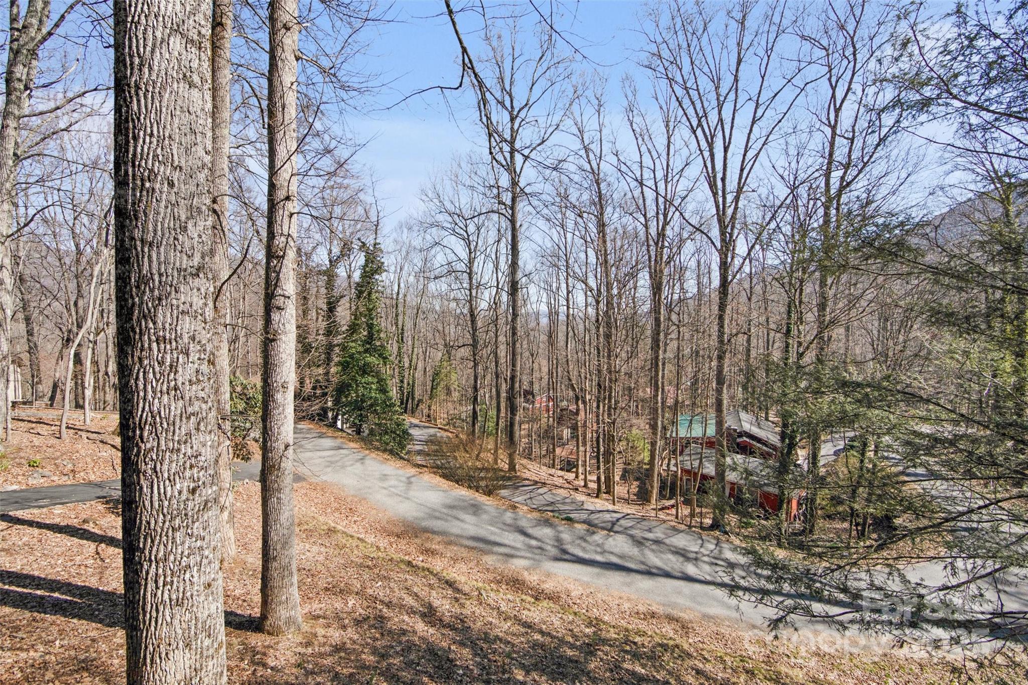 679 Locust Drive — Maggie Valley