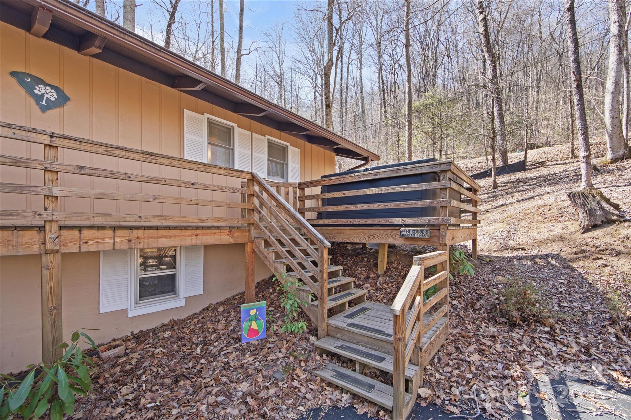 679 Locust Drive — Maggie Valley