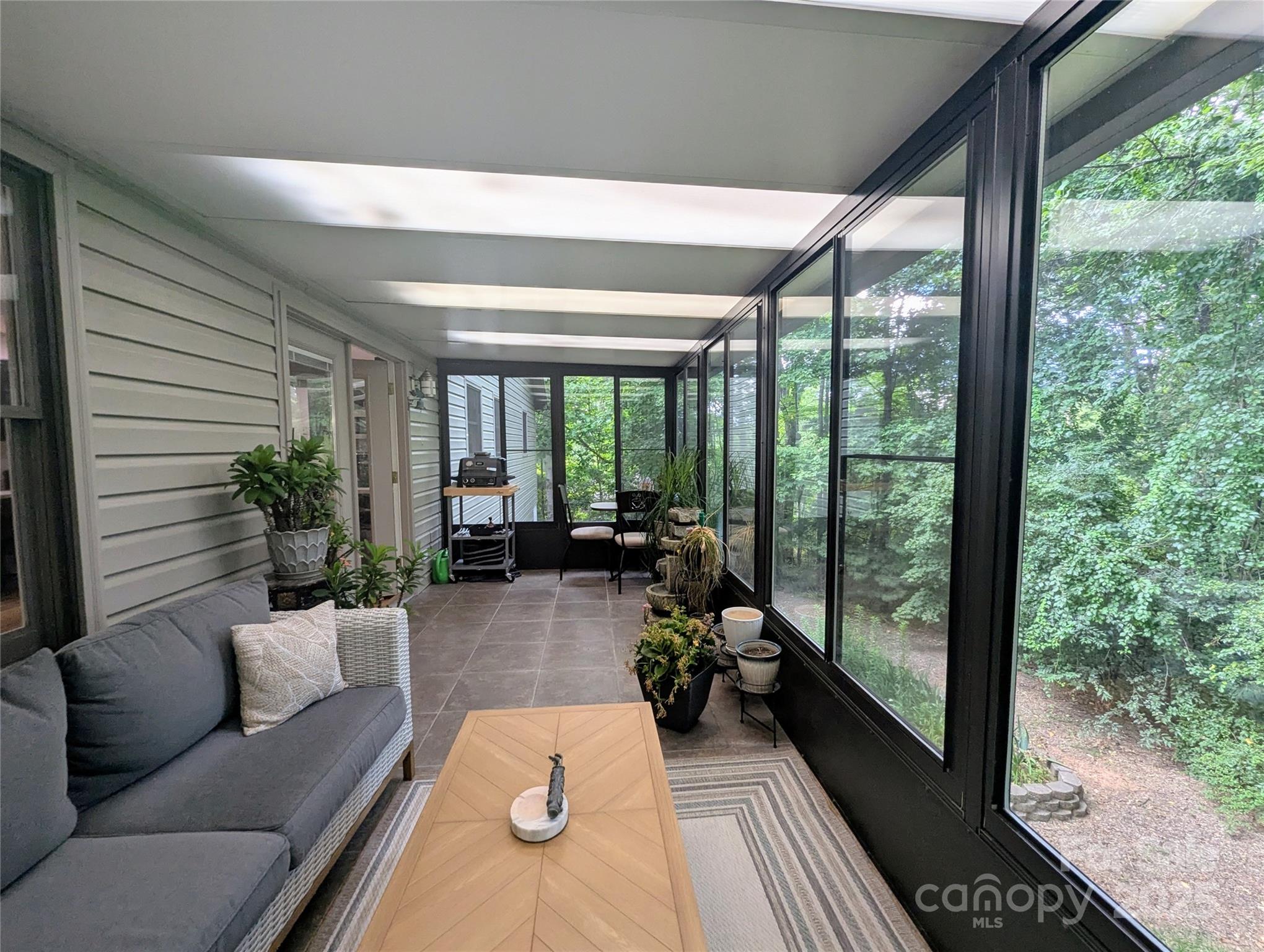 2 Pleasant Hill Drive — Franklin
