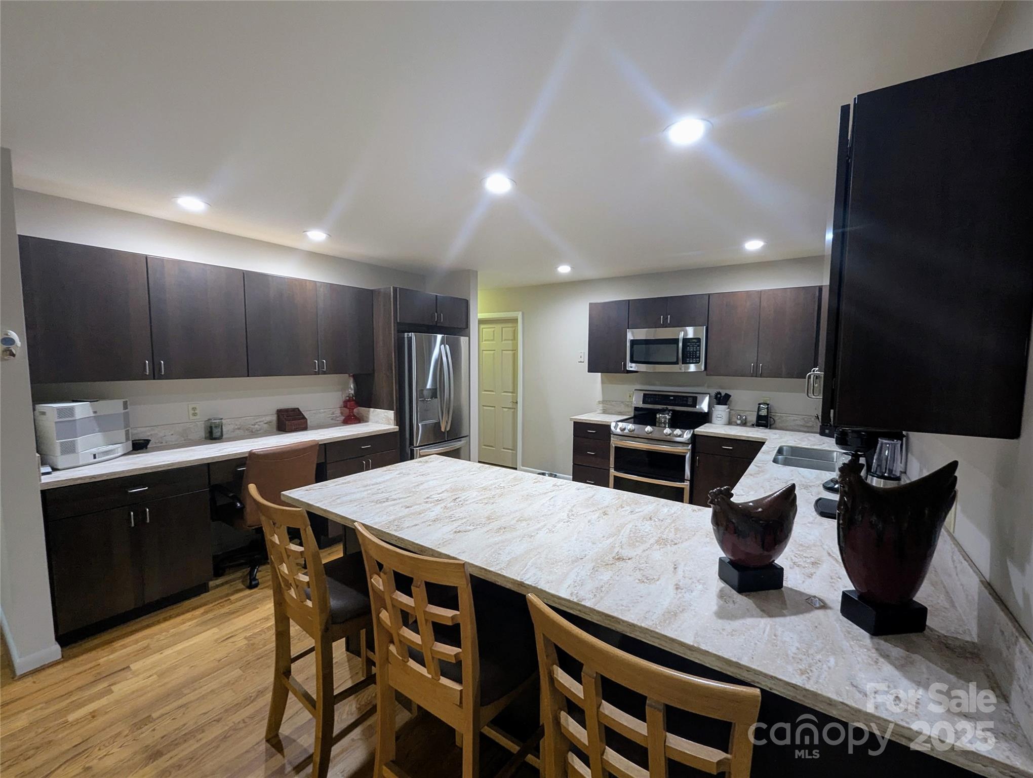2 Pleasant Hill Drive — Franklin
