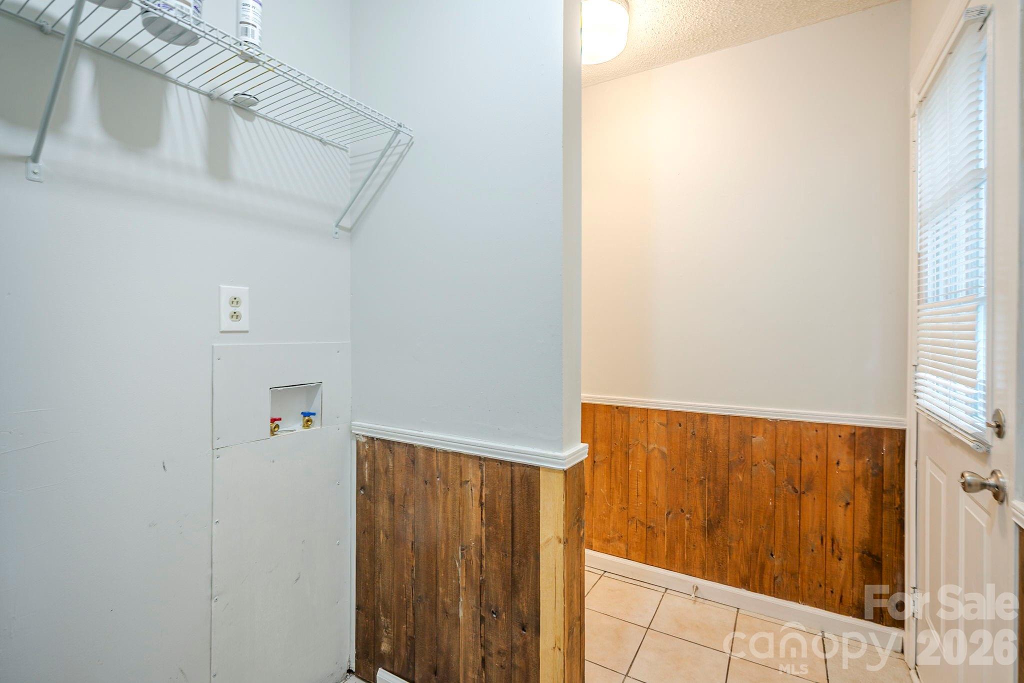 6410 Pineburr Court — Charlotte