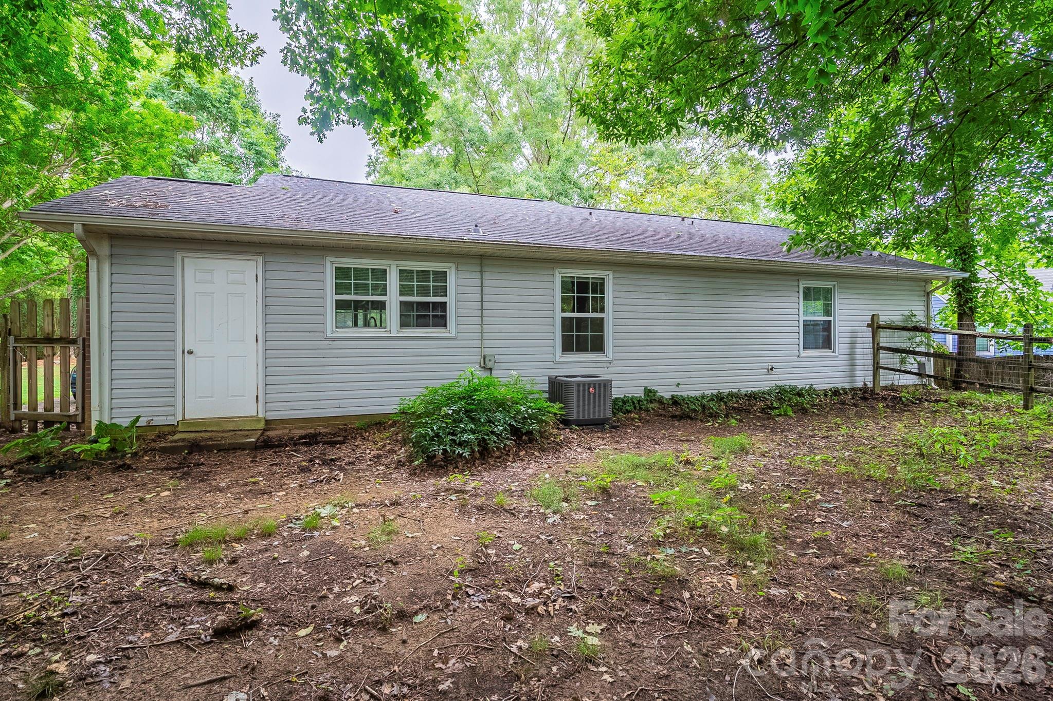 6410 Pineburr Court — Charlotte
