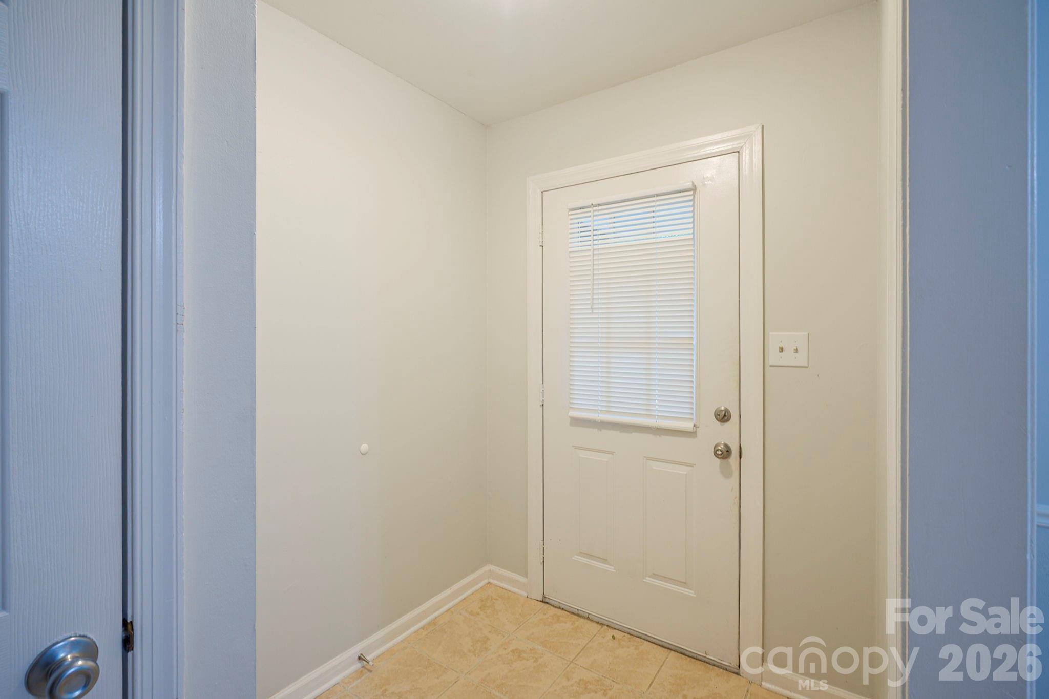 6410 Pineburr Court — Charlotte