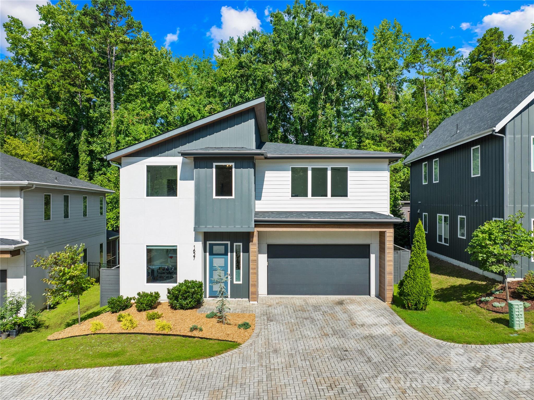 1627 Rama Road — Charlotte