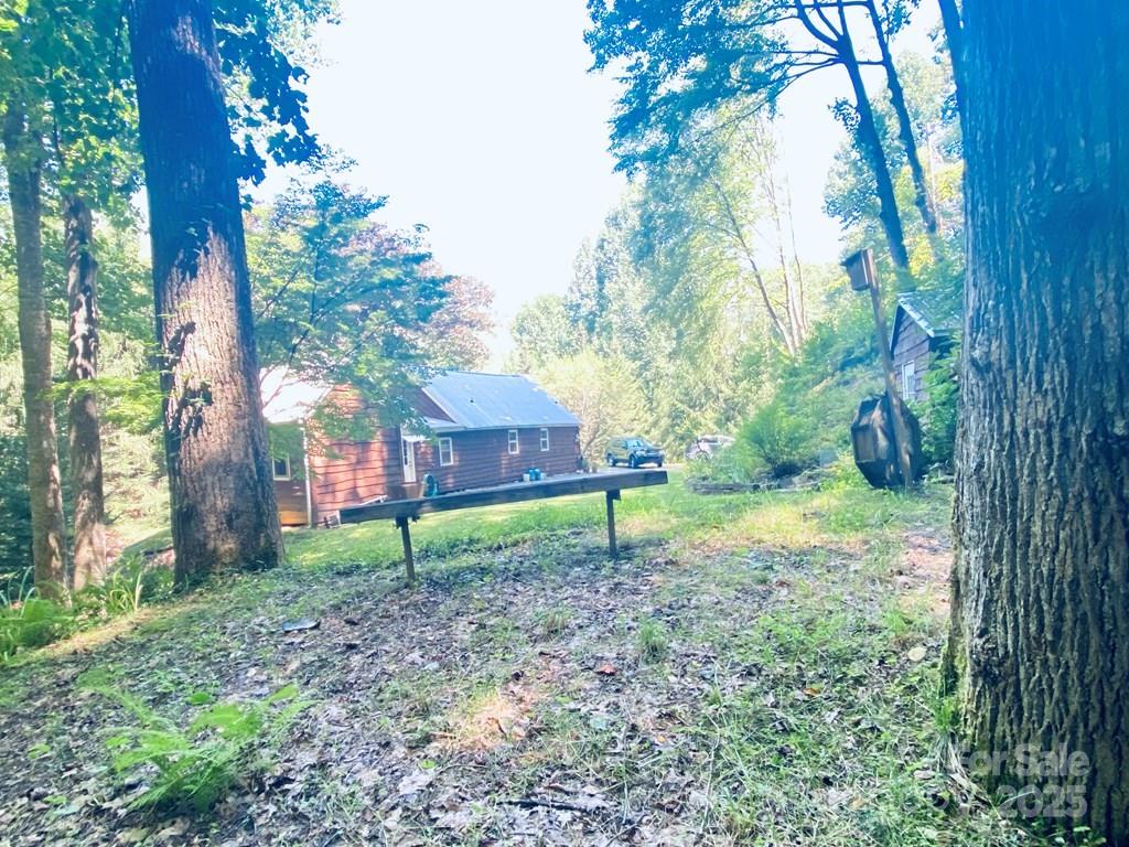 100 Crosspatch Drive — Bryson City