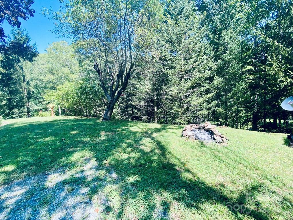 100 Crosspatch Drive — Bryson City