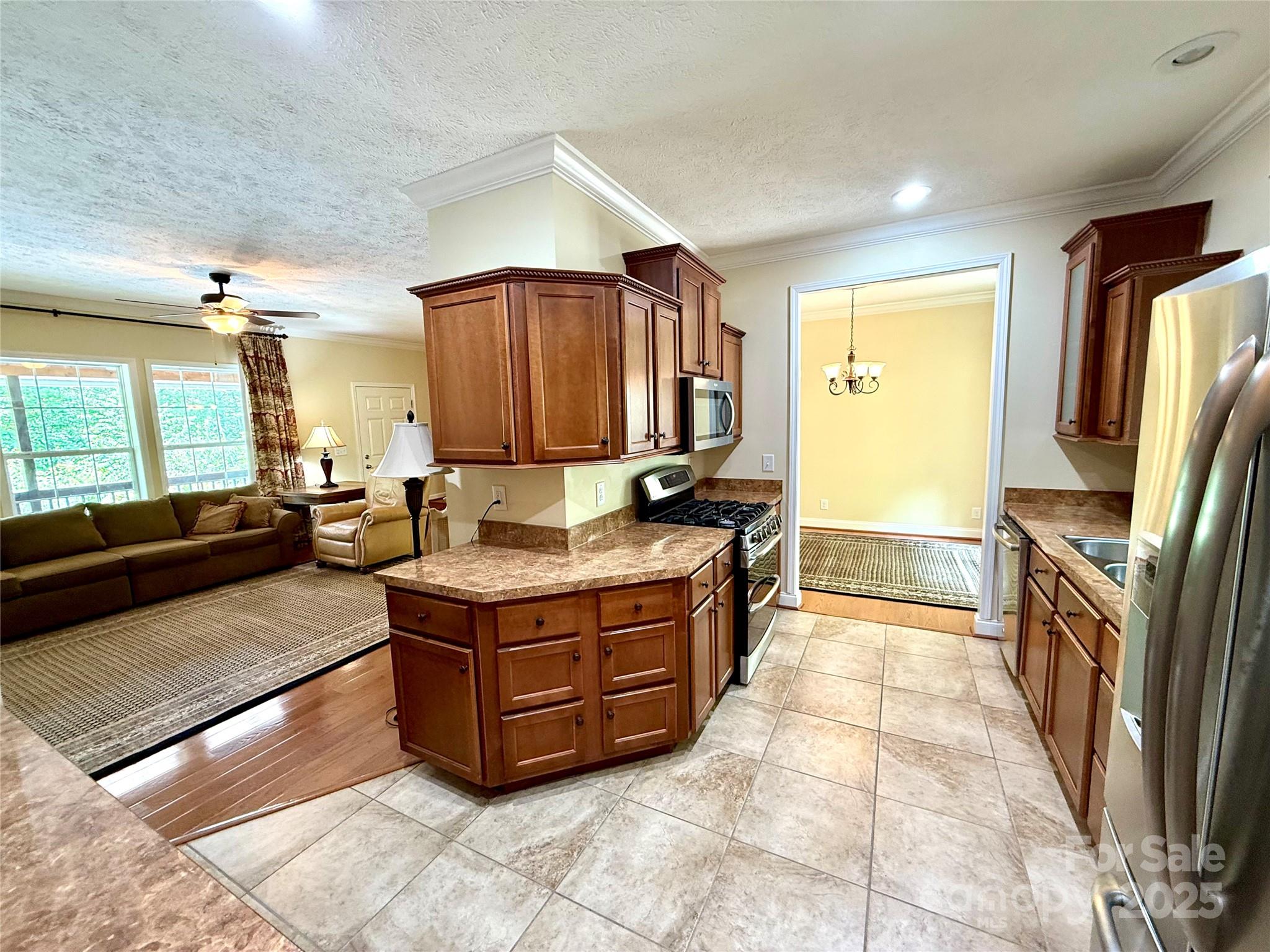 7230 Hideaway Lane — Newland