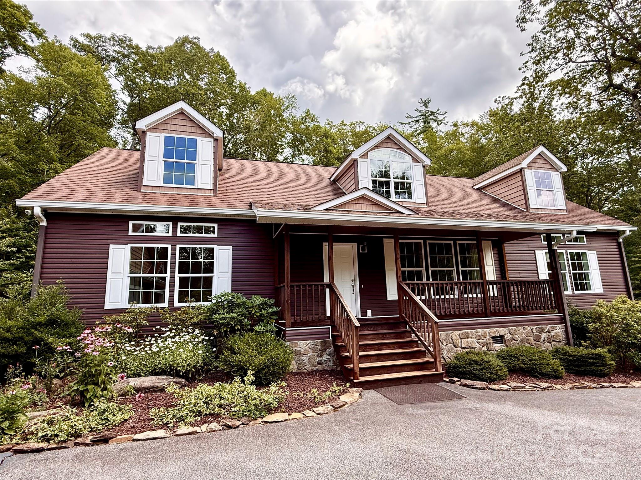 7230 Hideaway Lane — Newland