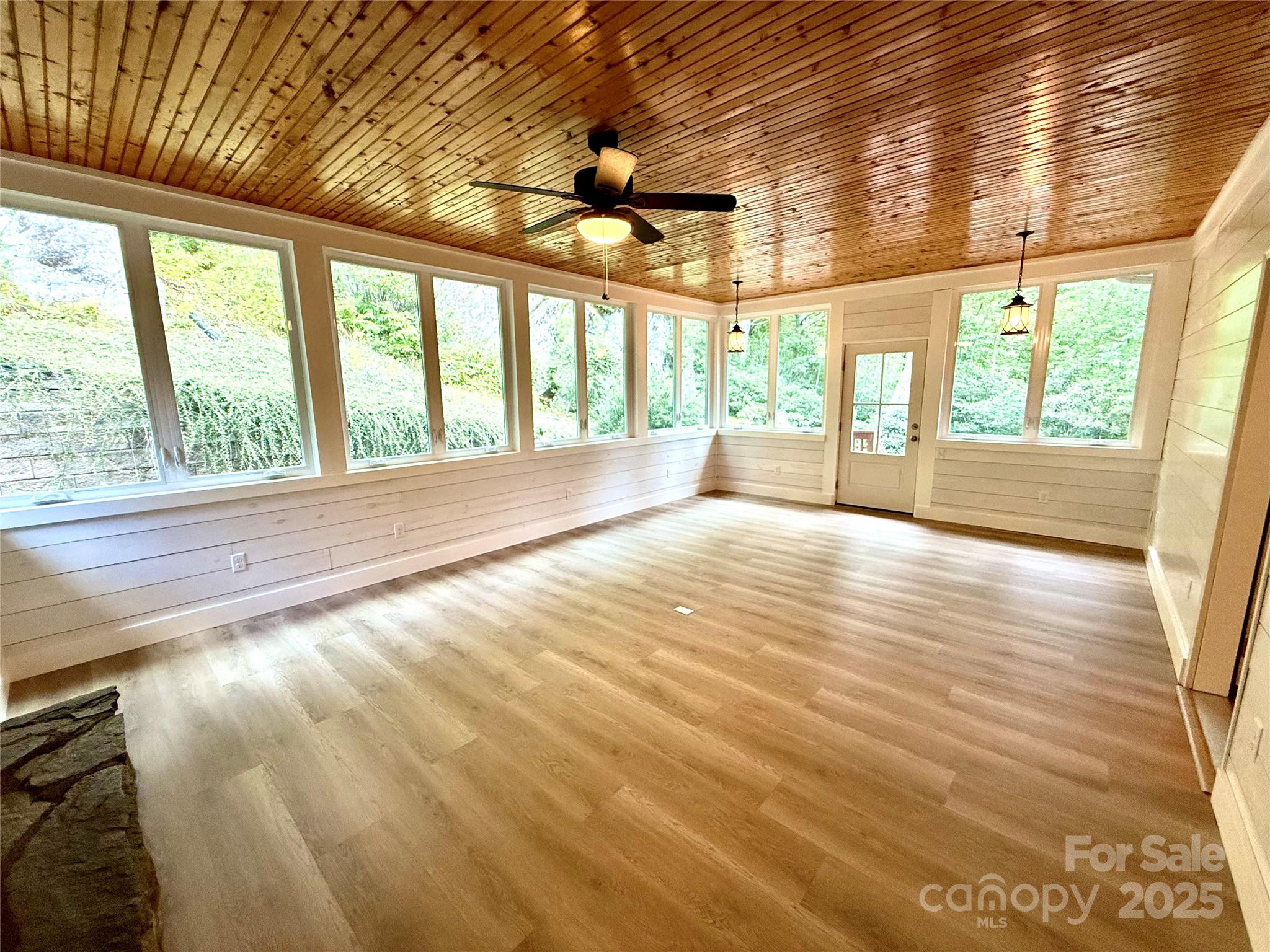 7230 Hideaway Lane — Newland