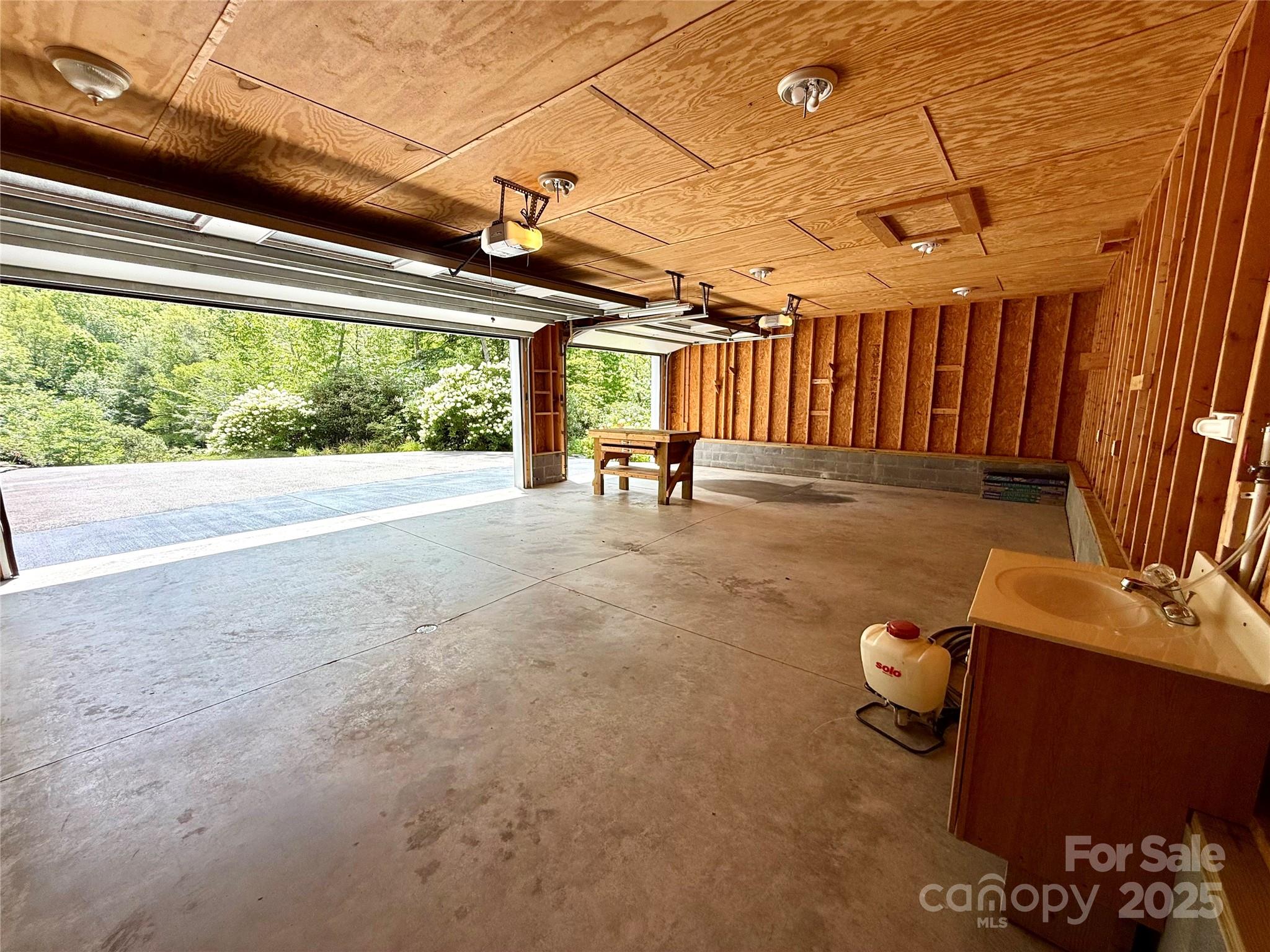 7230 Hideaway Lane — Newland