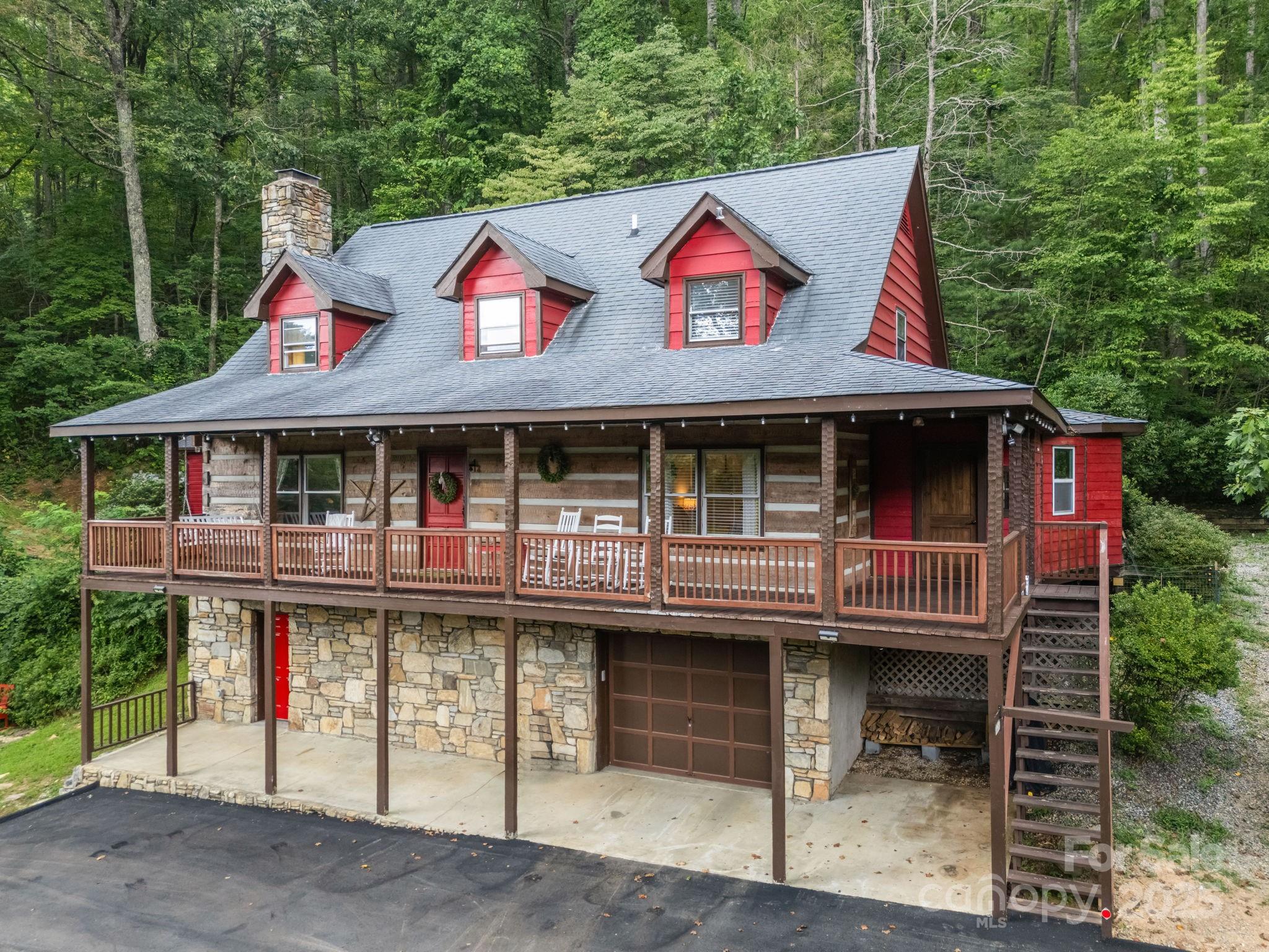 1145 Bearwallow Mountain Road — Hendersonville