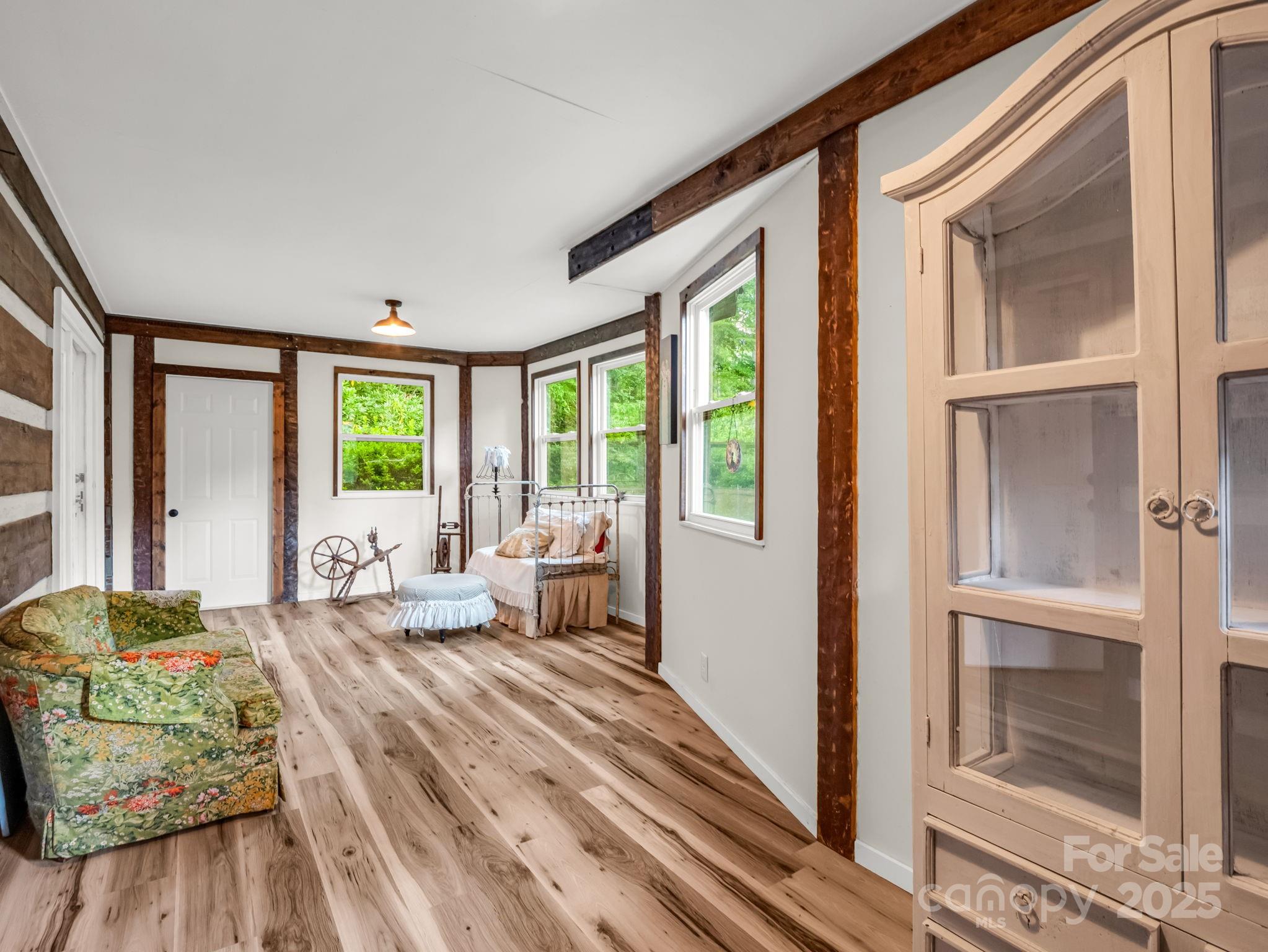 1145 Bearwallow Mountain Road — Hendersonville