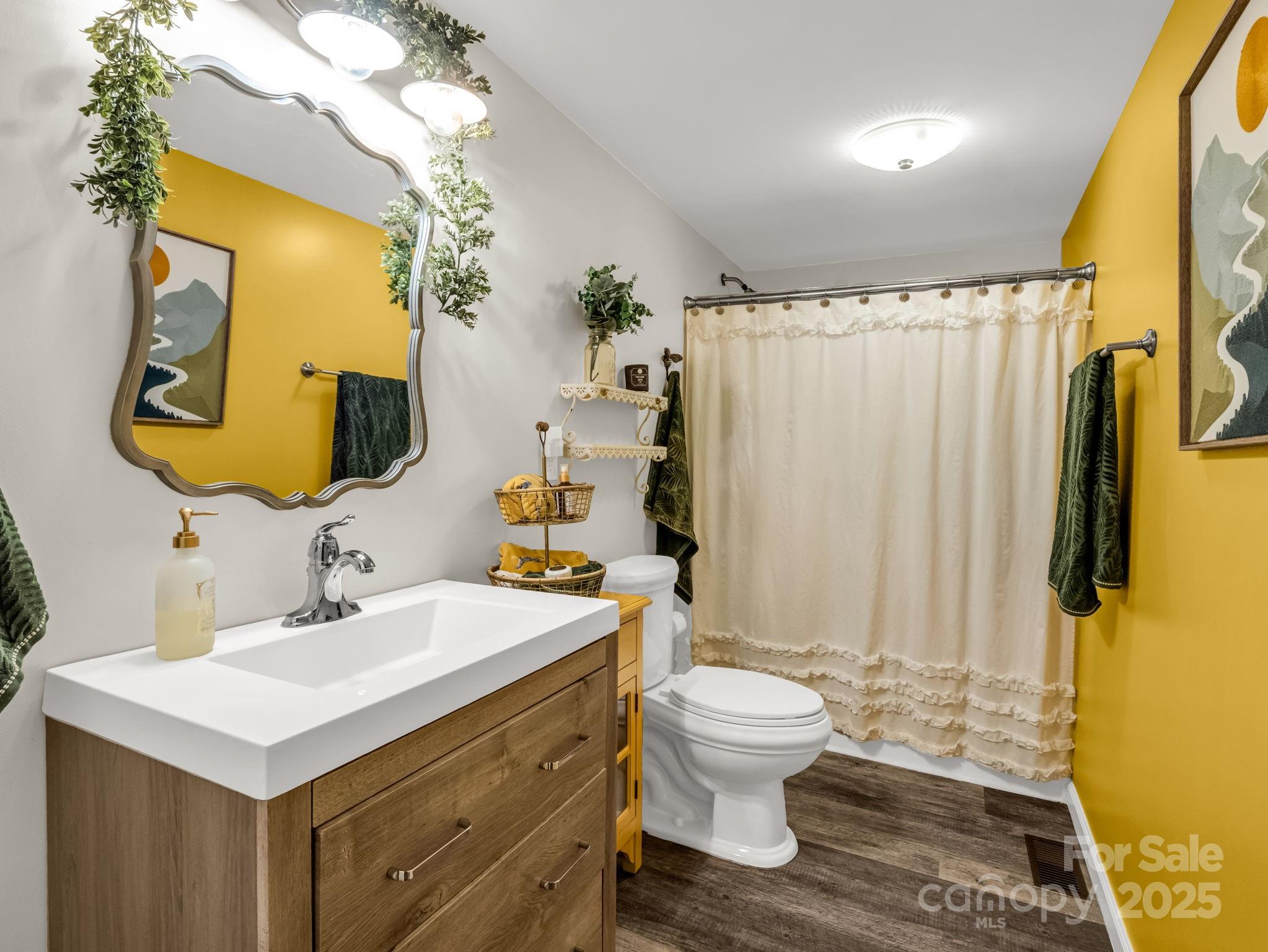 1145 Bearwallow Mountain Road — Hendersonville