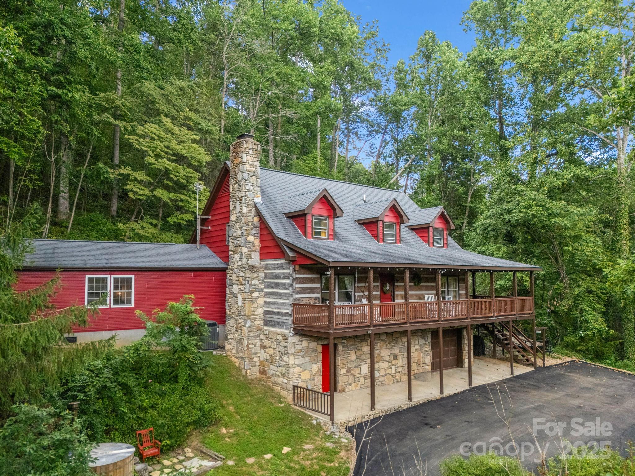 1145 Bearwallow Mountain Road — Hendersonville