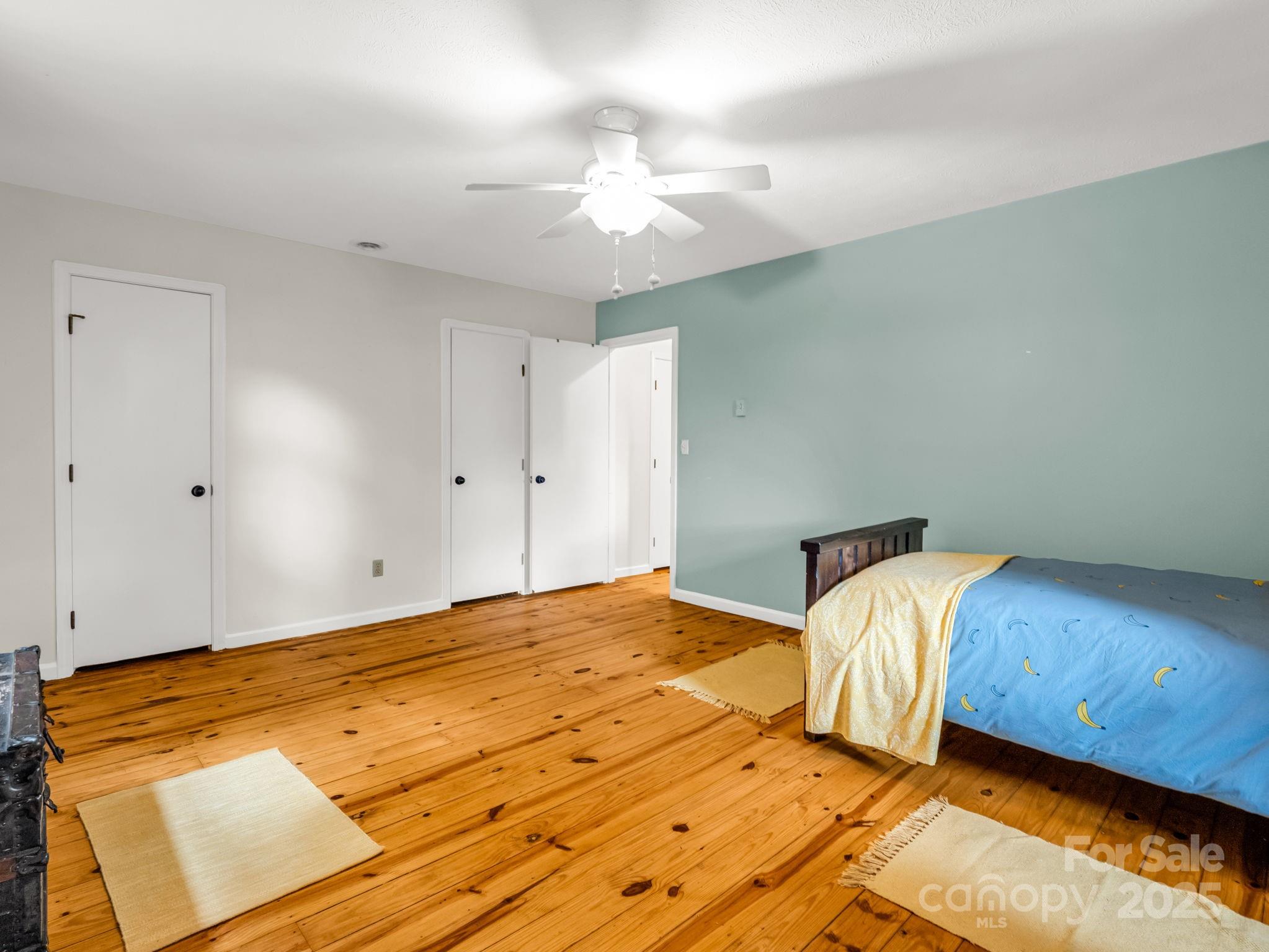 1145 Bearwallow Mountain Road — Hendersonville