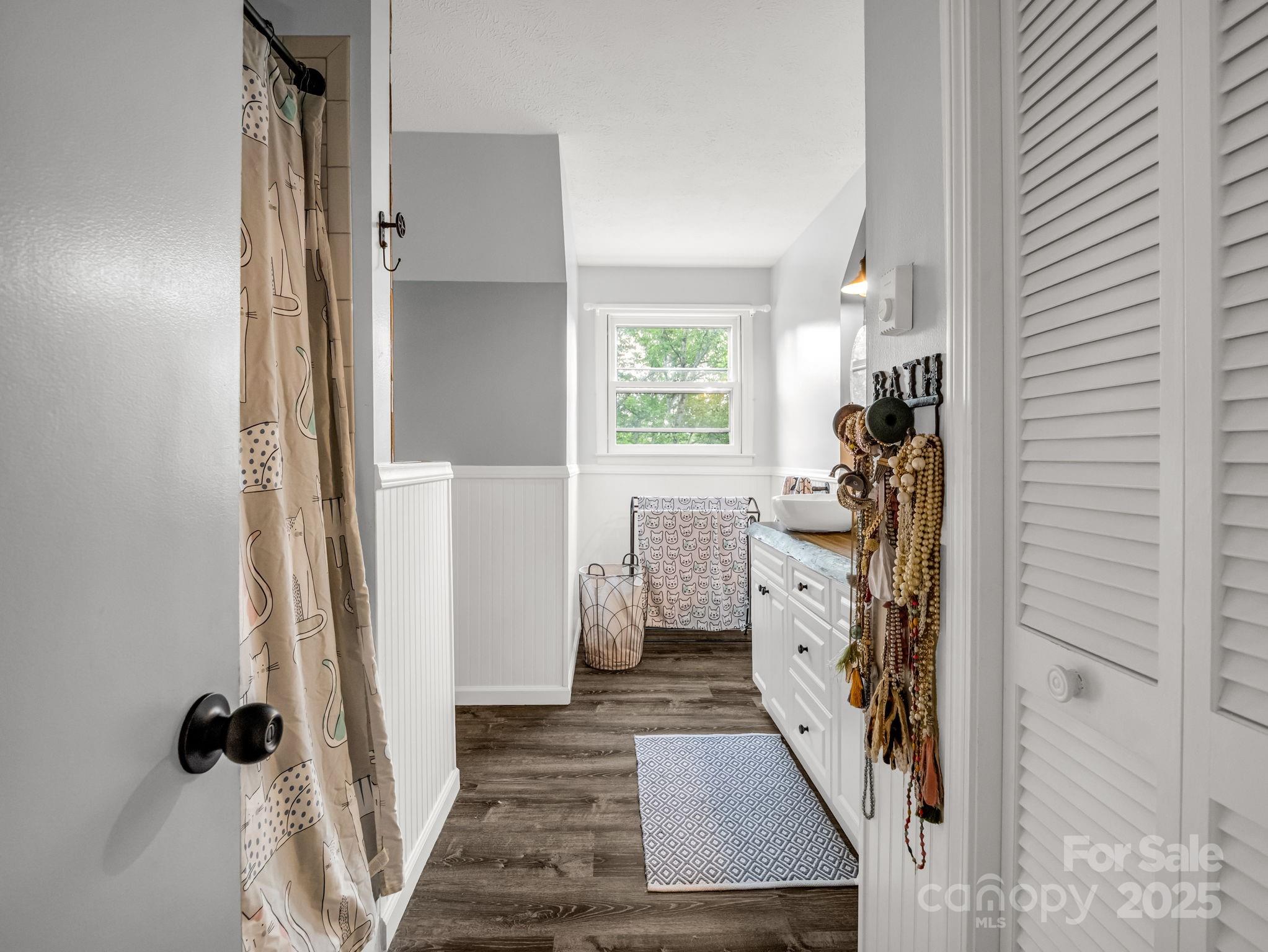 1145 Bearwallow Mountain Road — Hendersonville