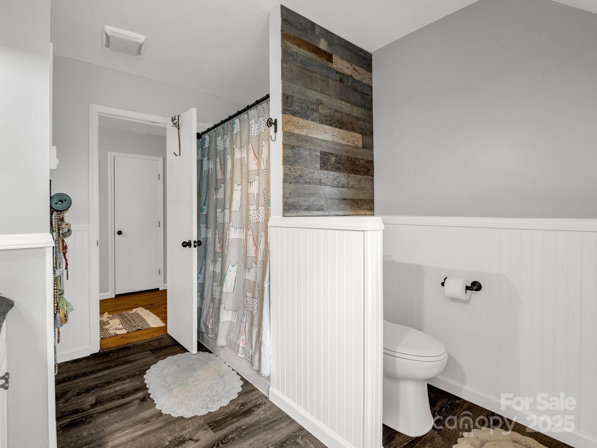 1145 Bearwallow Mountain Road — Hendersonville