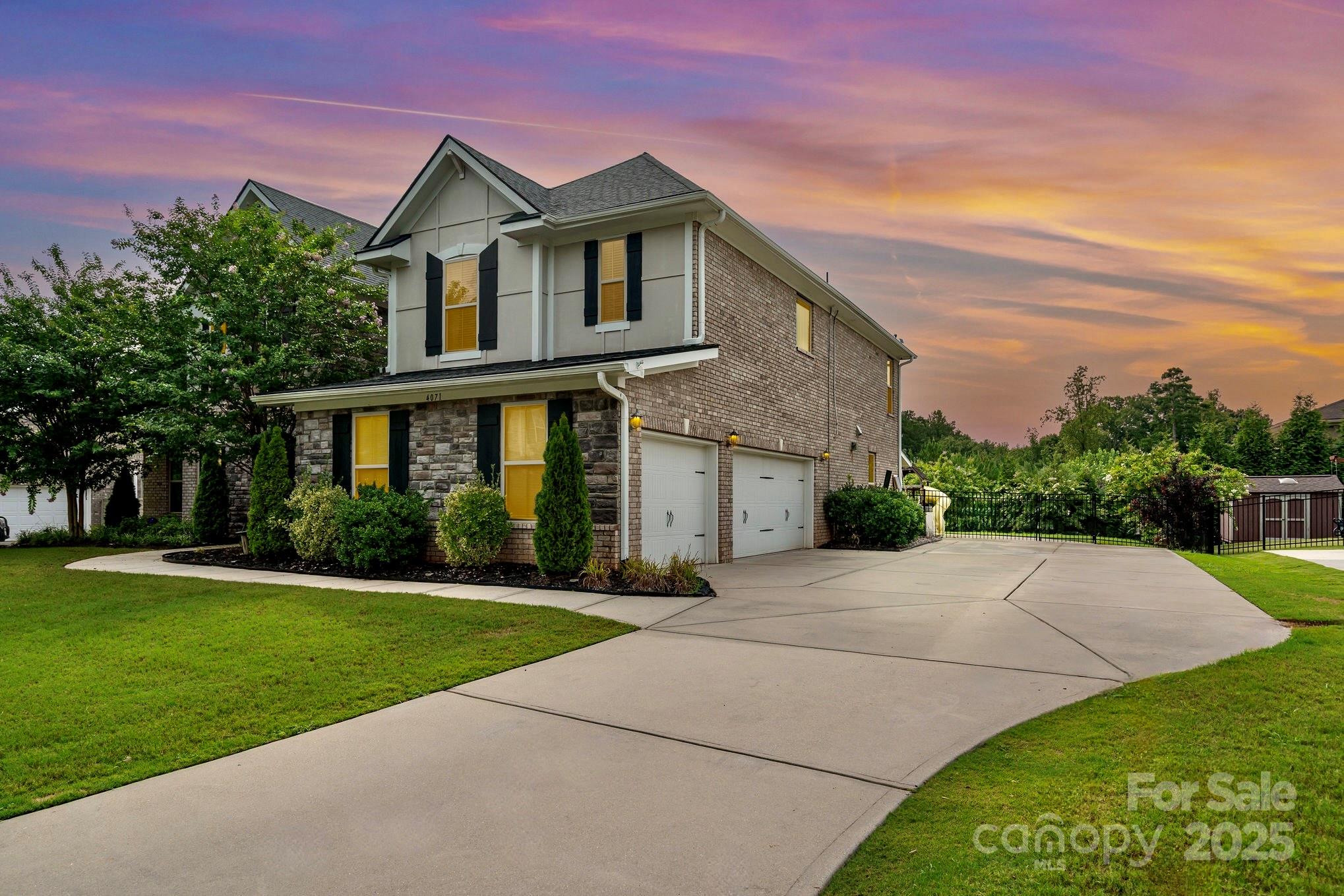 4071 Thames Circle — Fort Mill