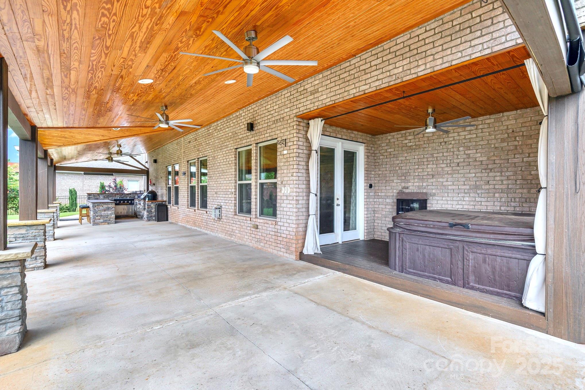 4071 Thames Circle — Fort Mill