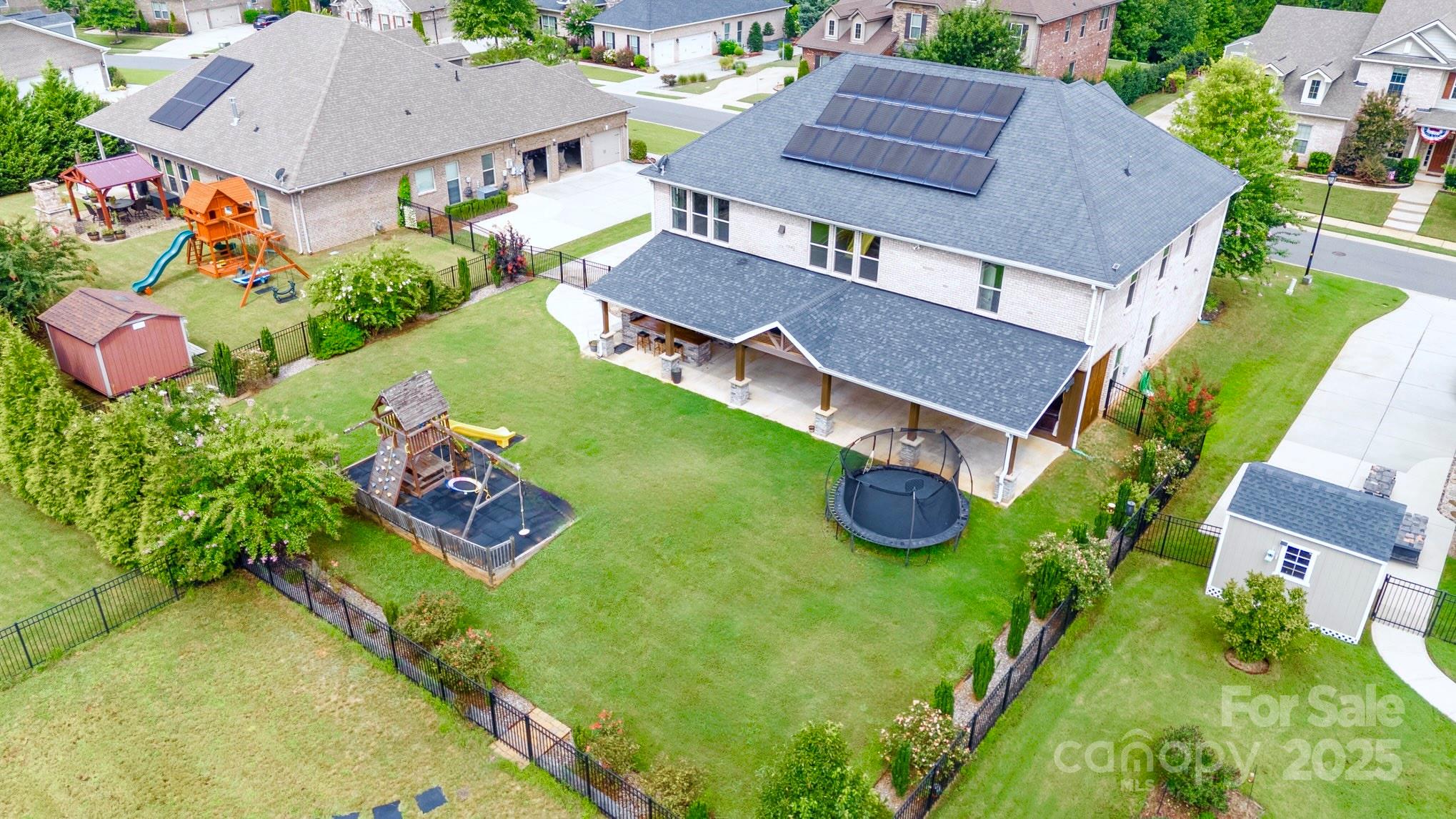 4071 Thames Circle — Fort Mill