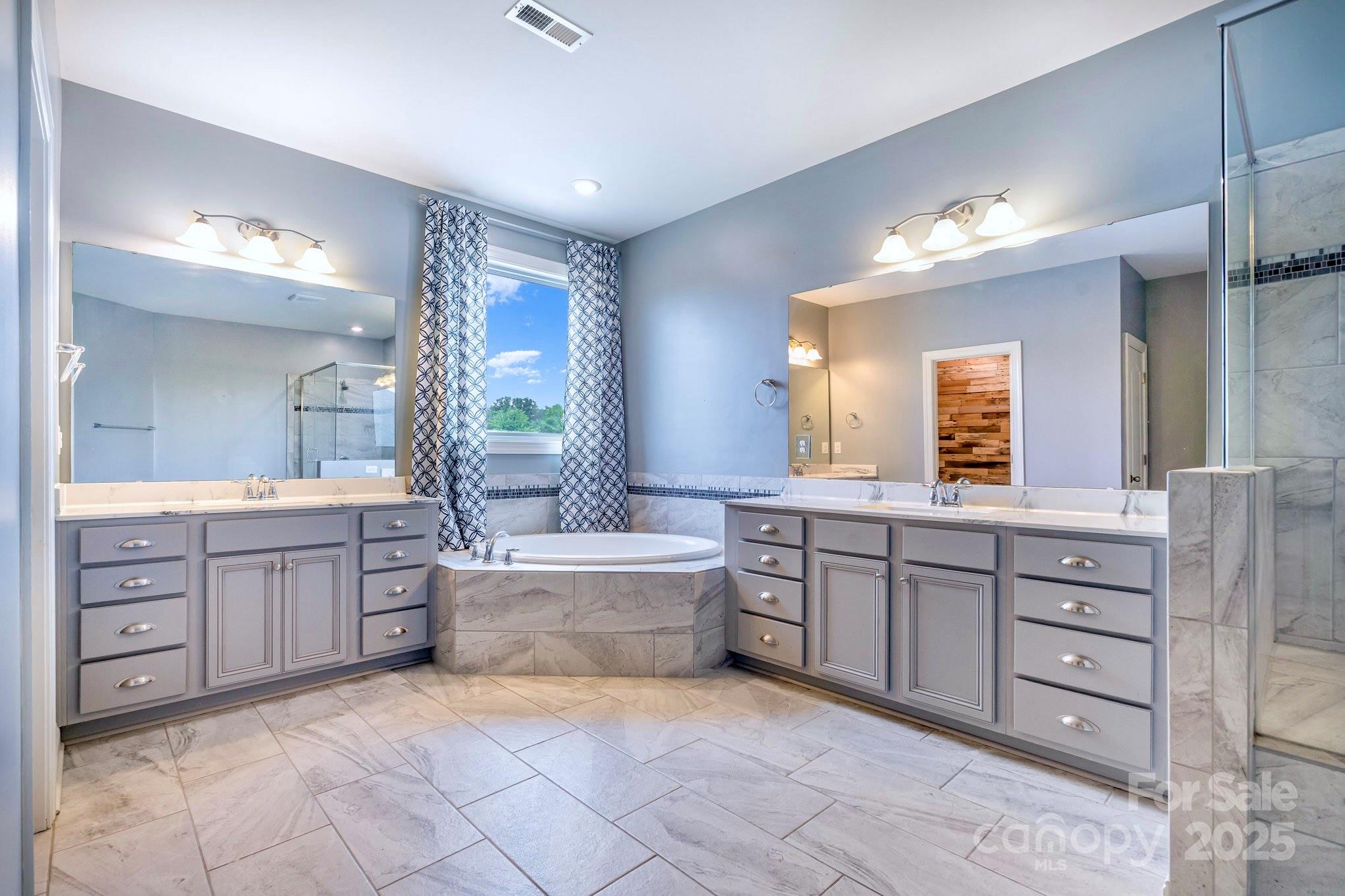 4071 Thames Circle — Fort Mill