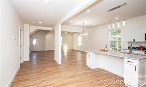 115 W Lacy Street — Chester