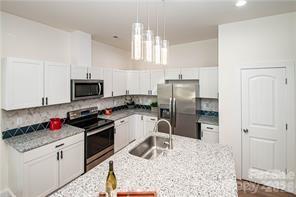 115 W Lacy Street — Chester