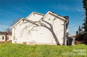 115 W Lacy Street — Chester