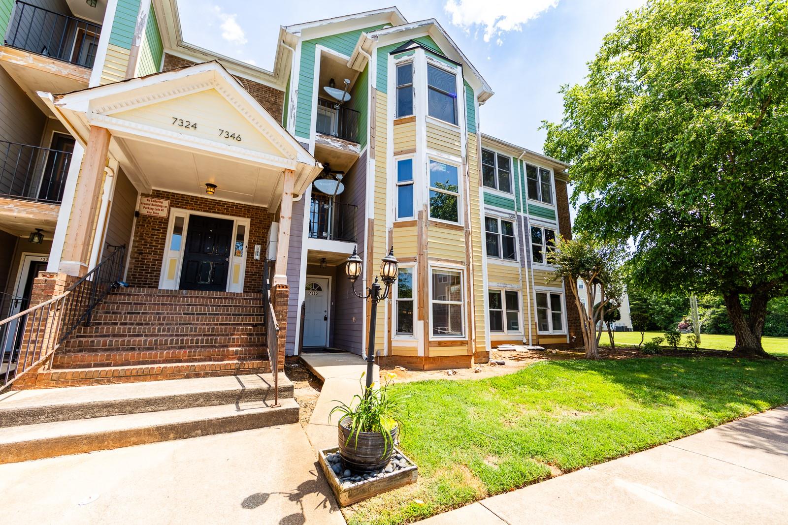 7330 Rose Terrace Court — Charlotte