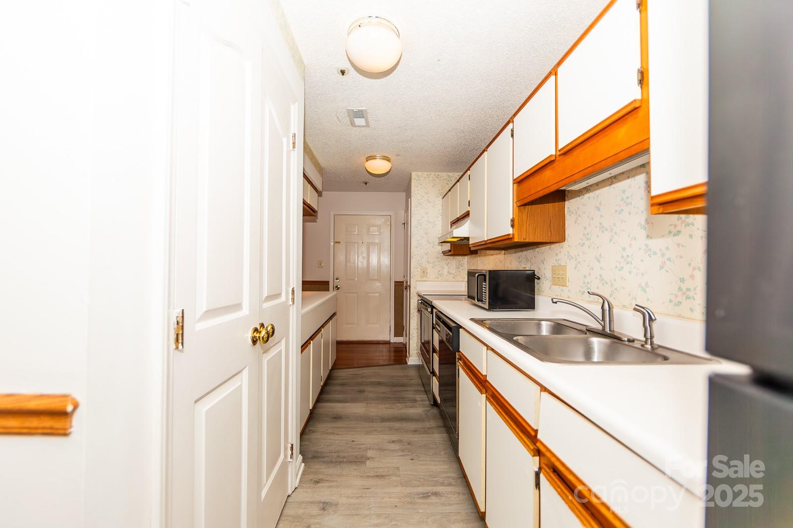7330 Rose Terrace Court — Charlotte