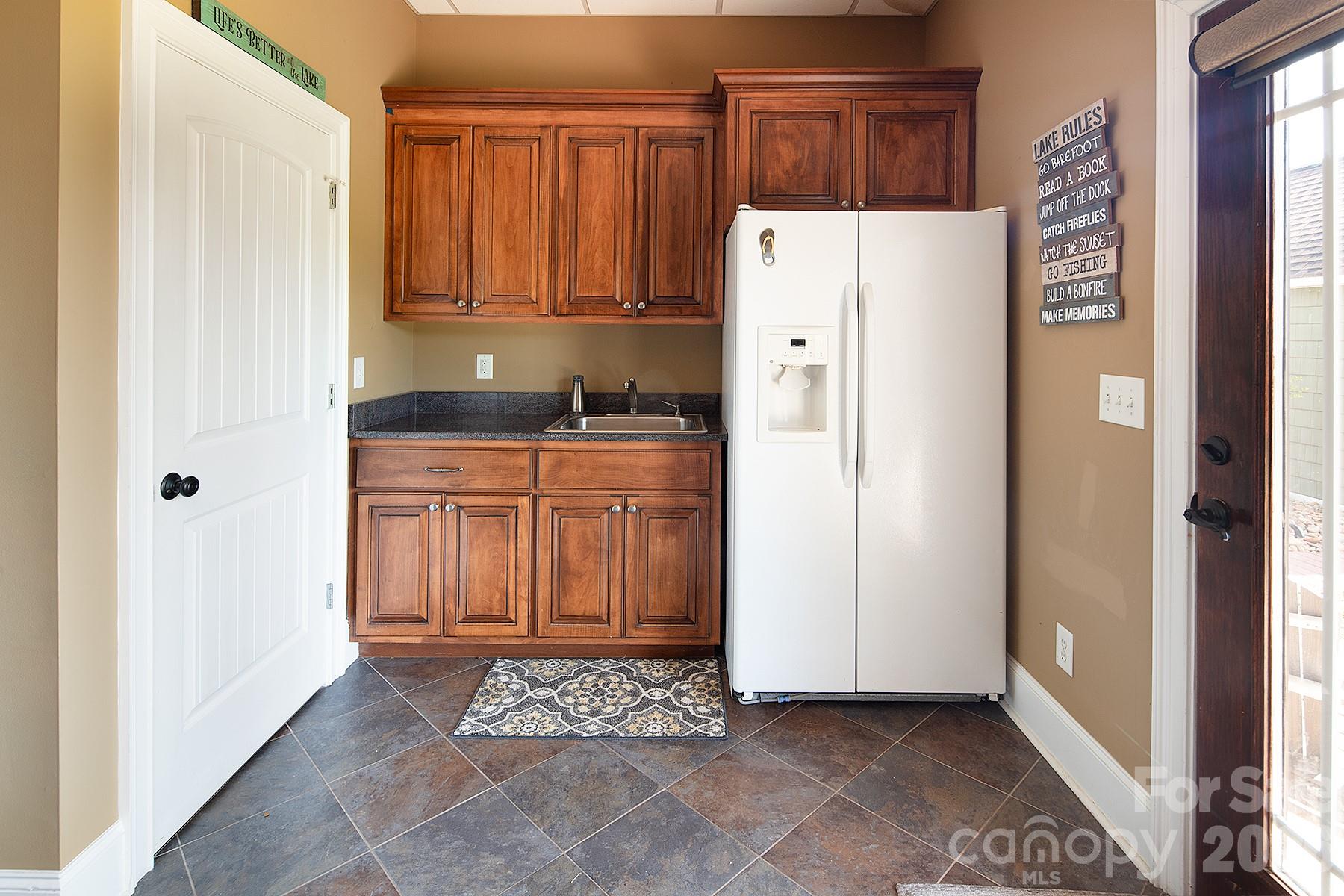 49412 Wood Land Drive — Norwood