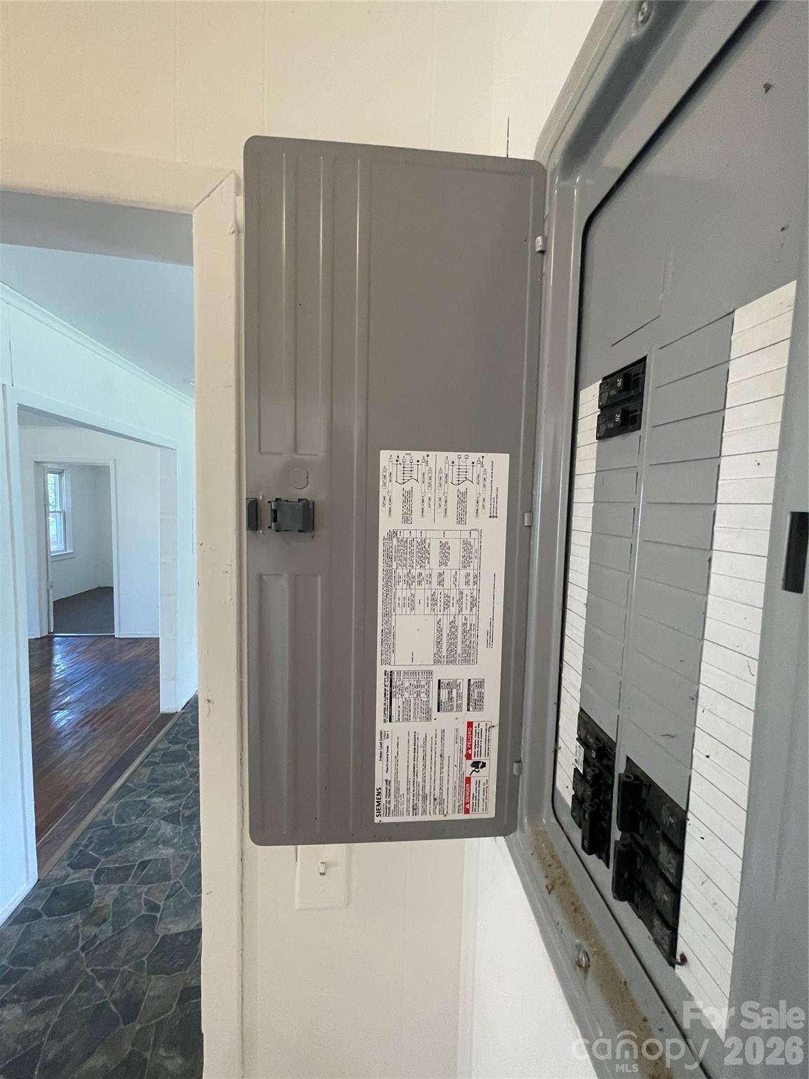 51 Robinson Street — Waynesville