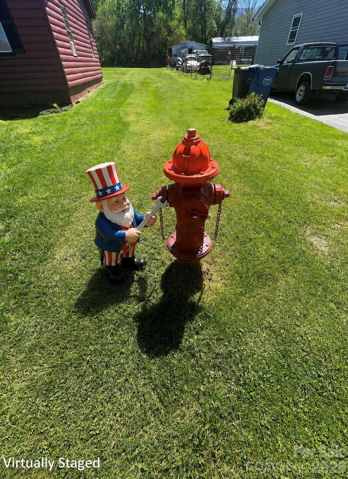 51 Robinson Street — Waynesville