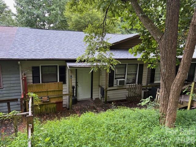 7868/7864 Kinglet Road — Connelly Springs