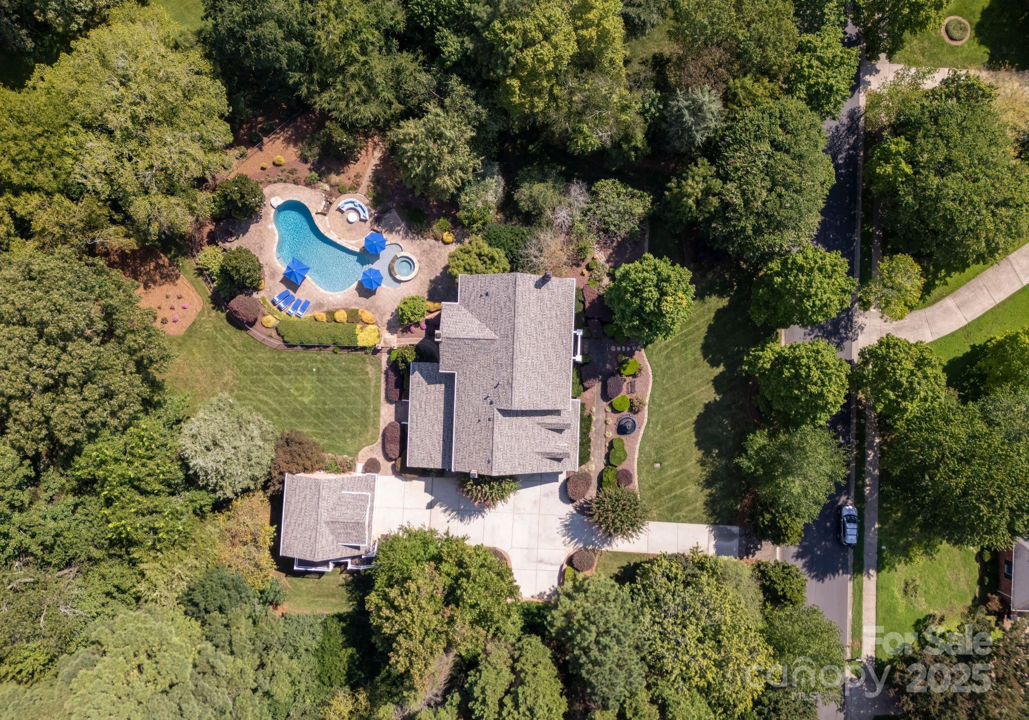 239 Kimberly Road — Davidson