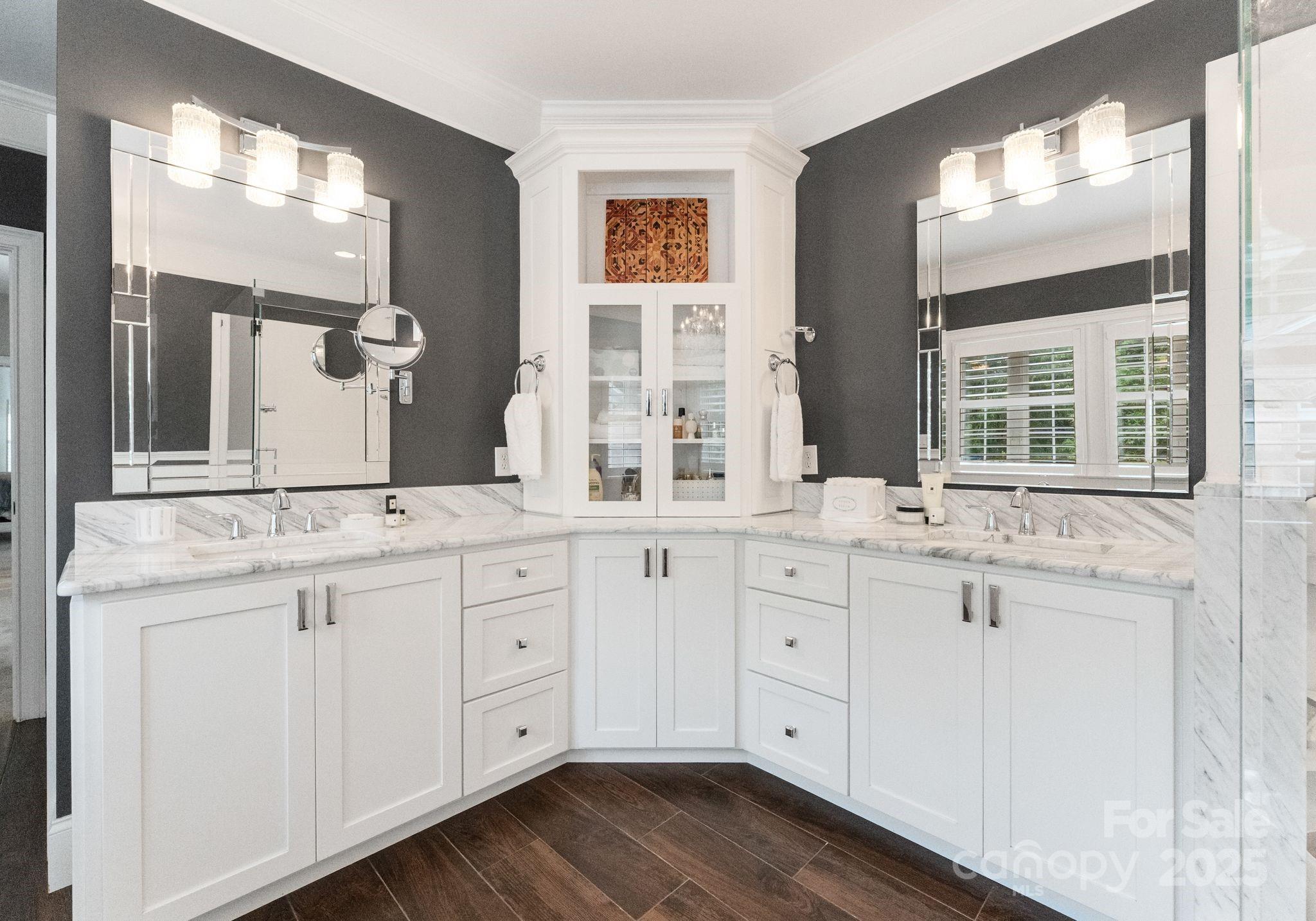 239 Kimberly Road — Davidson